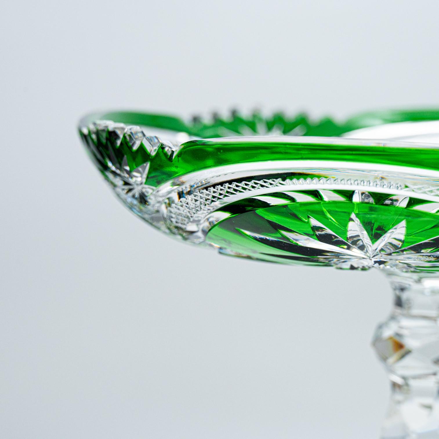 French Baccarat, Grass Green Crystal Cut Coupe, France, 1920 For Sale