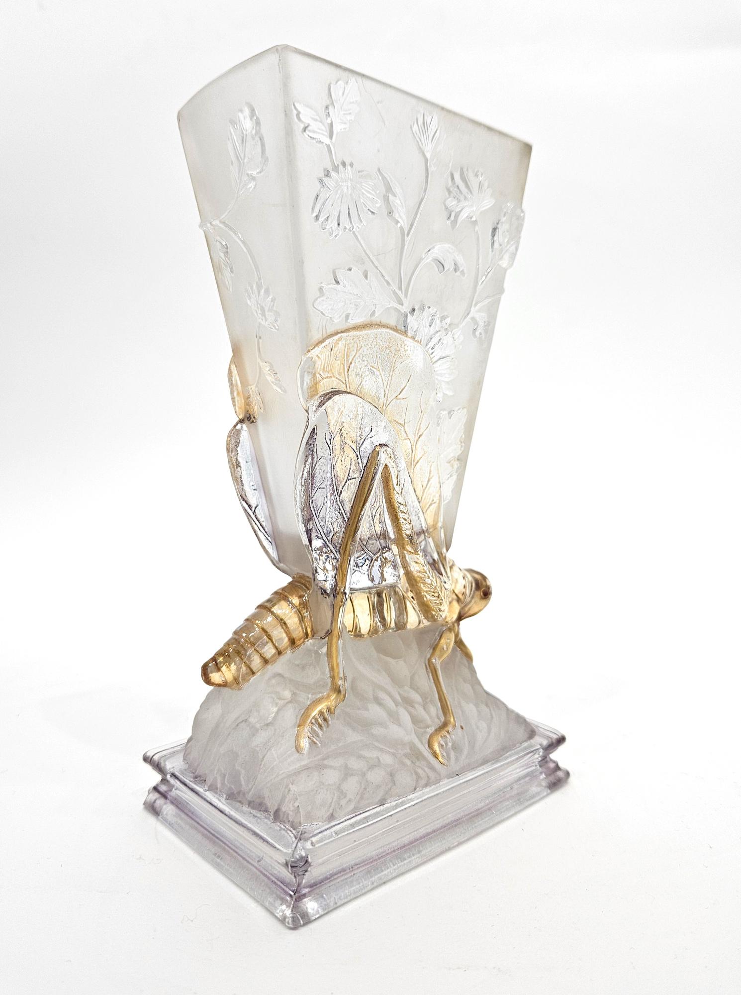 Vaso Baccarat Grasshopper Exposition Universelle Paris 1878, prodotto in Francia in vendita 9