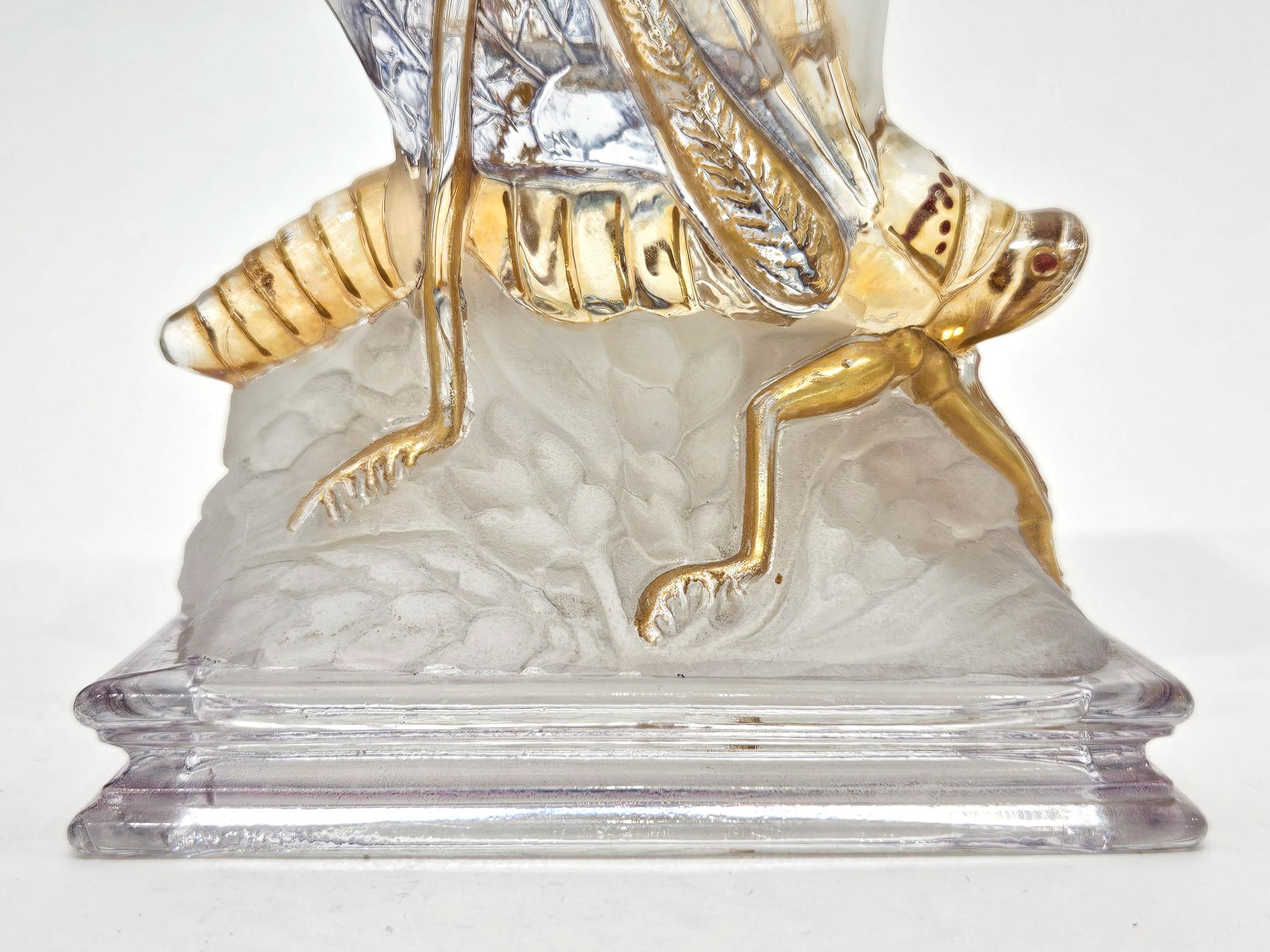 Francese Vaso Baccarat Grasshopper Exposition Universelle Paris 1878, prodotto in Francia in vendita