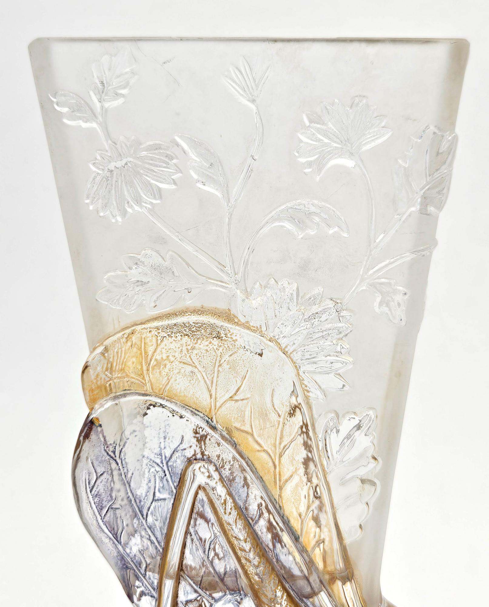 Fine XIX secolo Vaso Baccarat Grasshopper Exposition Universelle Paris 1878, prodotto in Francia in vendita