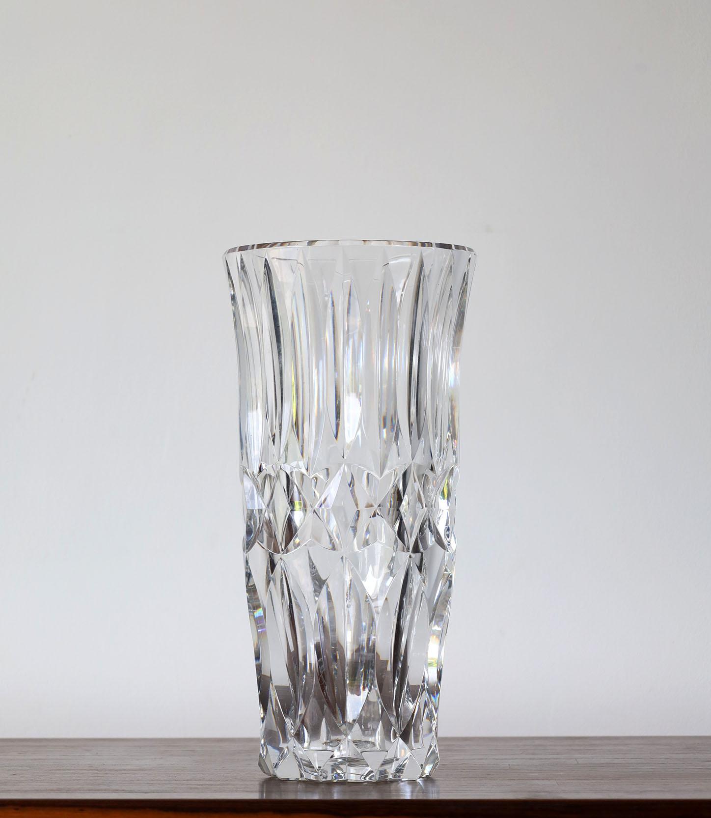 Art Déco Vaso da fiori grande di Baccarat in vendita