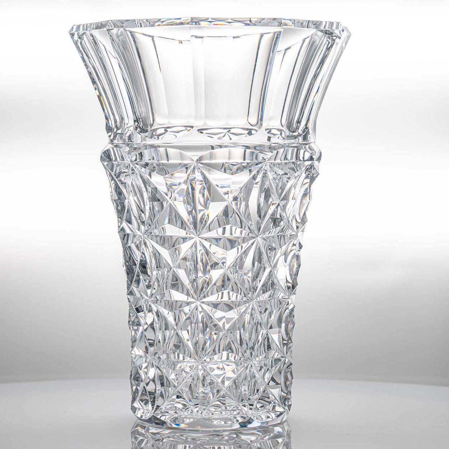 A crystal masterpiece of beautiful proportions, this vase crystallize the extraordinary know-how of the Baccarat craftsmen. The different cuts in the vase produce a magic visual effect.

Baccarat is a French luxury house and manufacturer of fine
