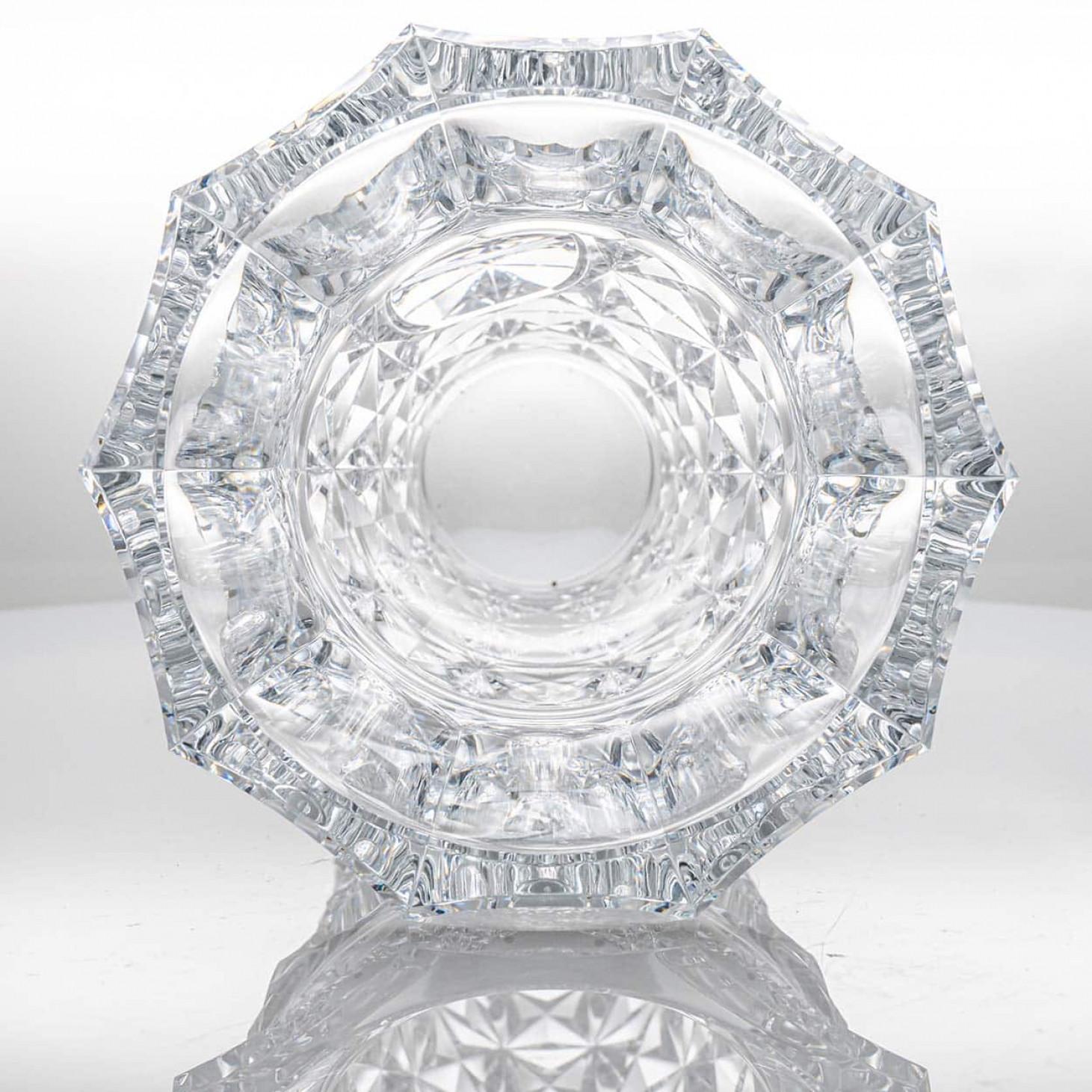 Francese Baccarat Large Structured Tapered Clear Crystal Vase, France in vendita