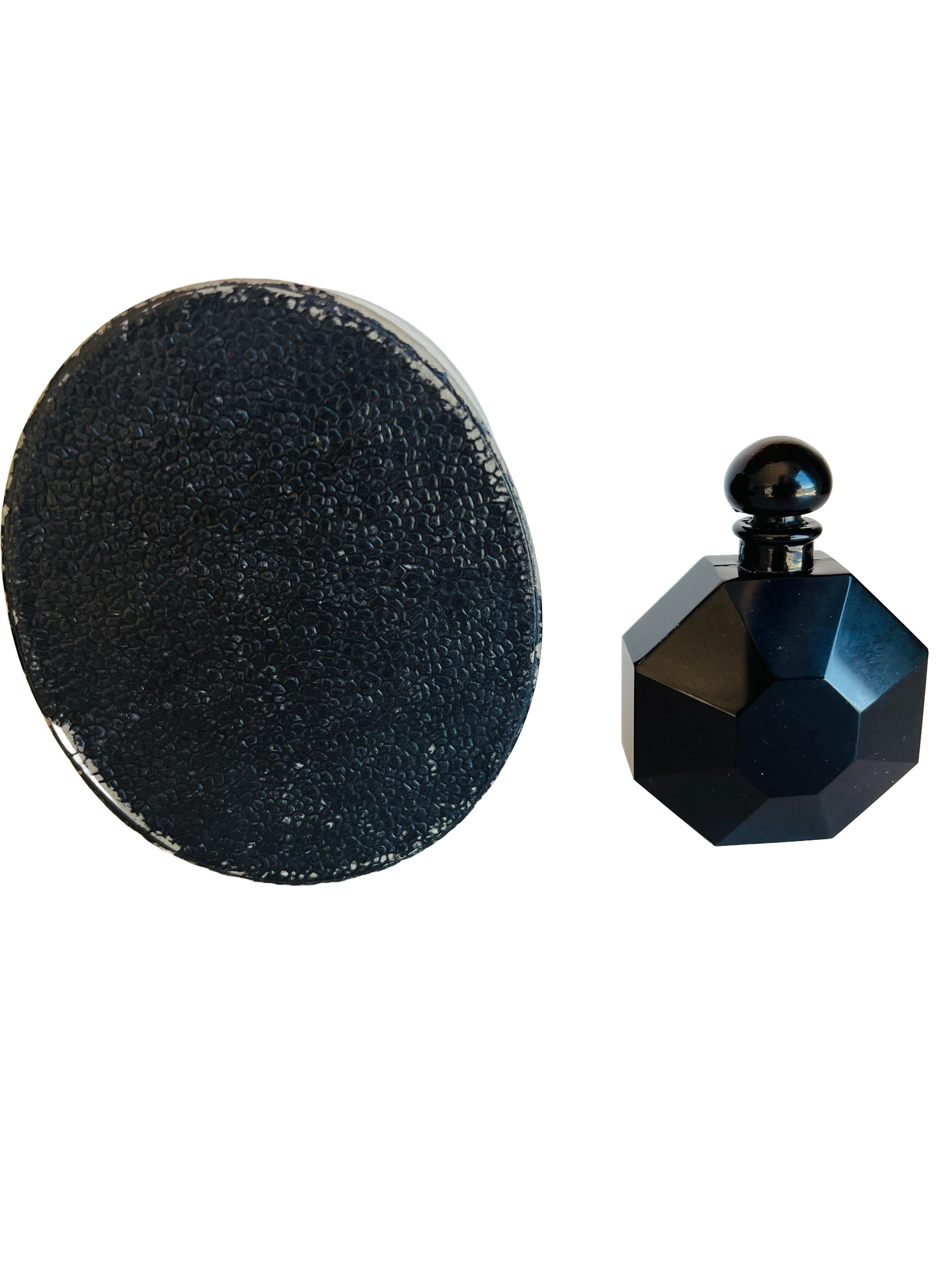 Baccarat Le Diamant Noir Mas Madrid Art Decó Frasco de perfume negro Süe et Mare en Bueno estado para la venta en Sausalito, CA