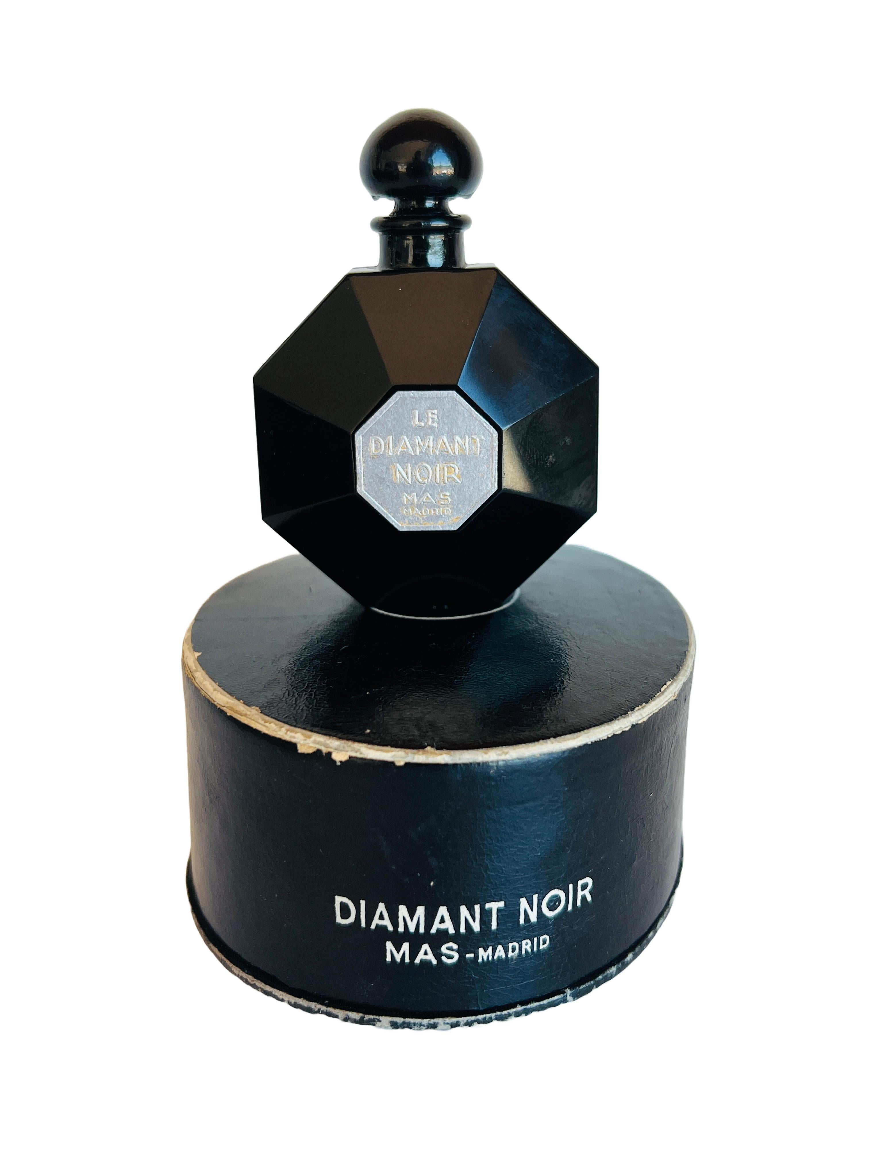 Baccarat Le Diamant Noir Mas Madrid Art Decó Frasco de perfume negro Süe et Mare en venta 2