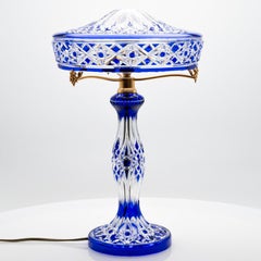 Lampe de table Baccarat Louipe Verre de cristal clair Bleu Overlay, France