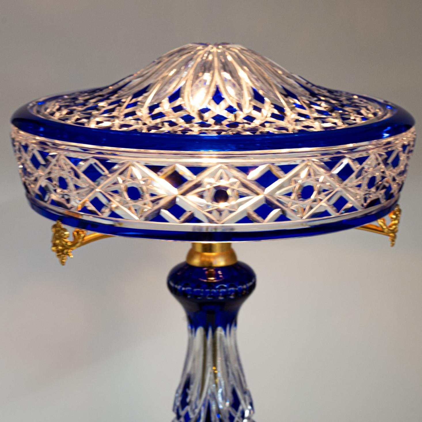 Lampe de table Baccarat Louipe Verre de cristal clair Bleu Overlay, France Bon état - En vente à Rijssen, NL