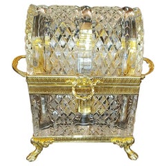 Boîte à décanter en cristal bombé de style Louis XVI de Baccarat