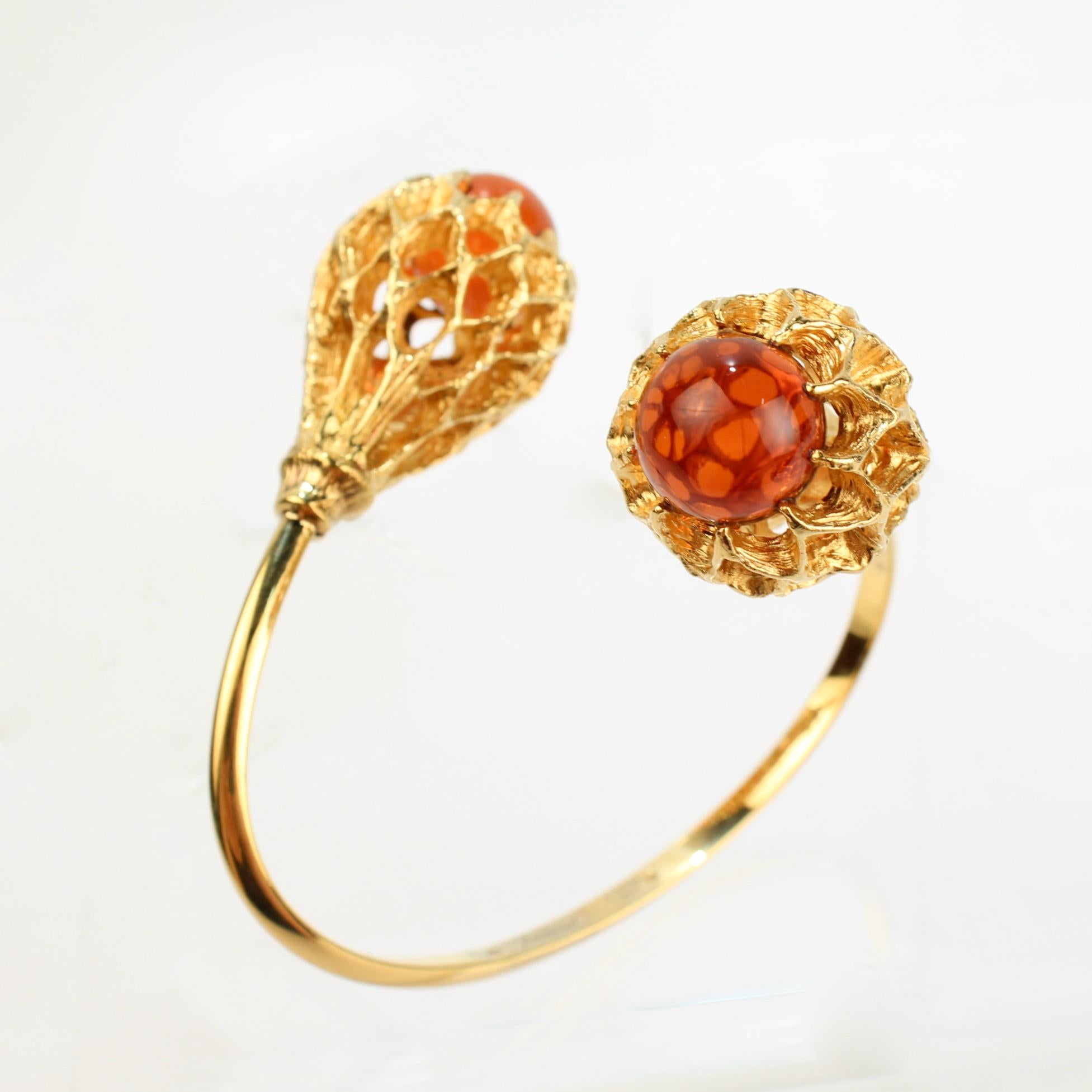 A fine Baccarat Merveille 'Moi et Toi' bracelet.

In vermeil or gilt sterling silver with amber-colored, spherical glass stones.

Simply great wearable design from one of France's leading glass houses!

Date:
21st Century

Maker:
Baccarat

Marks:
