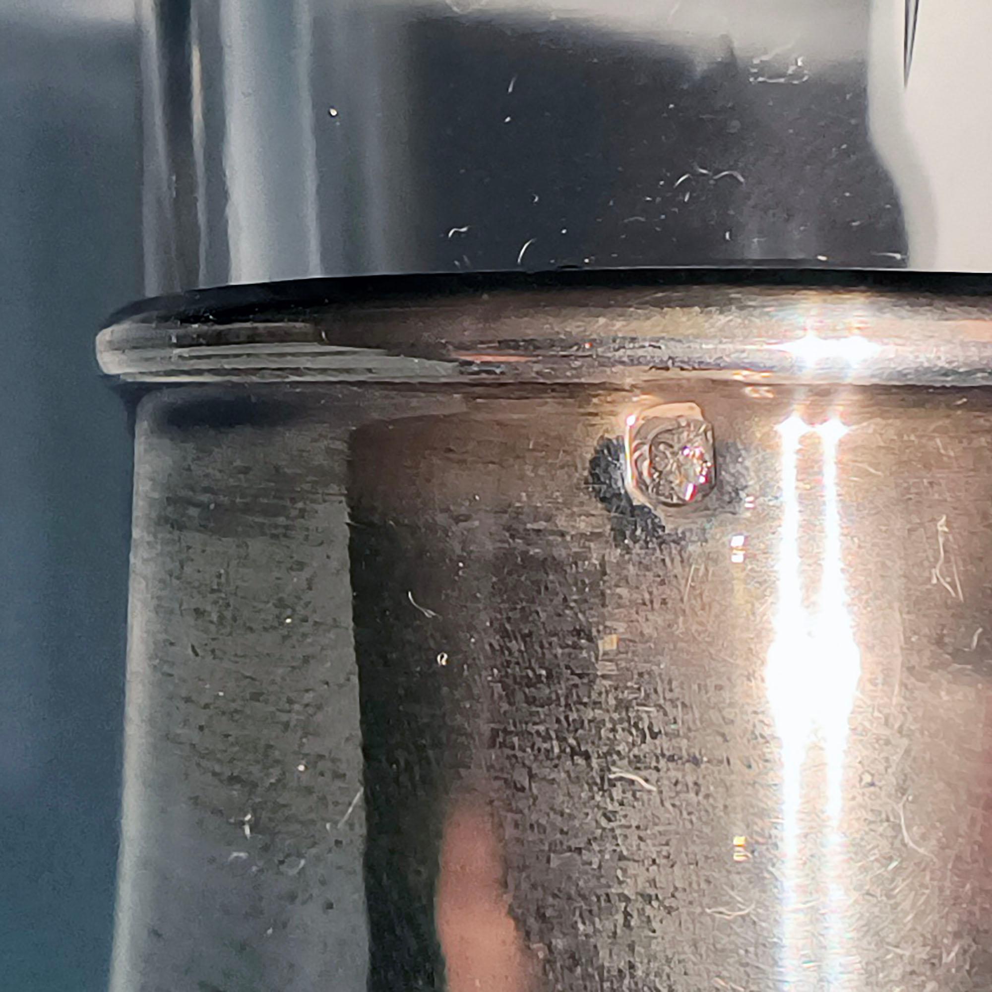Baccarat Mid-Century Französisch Kristall Dekanter Flasche mit Silber Hals, 1930 (Mitte des 20. Jahrhunderts) im Angebot