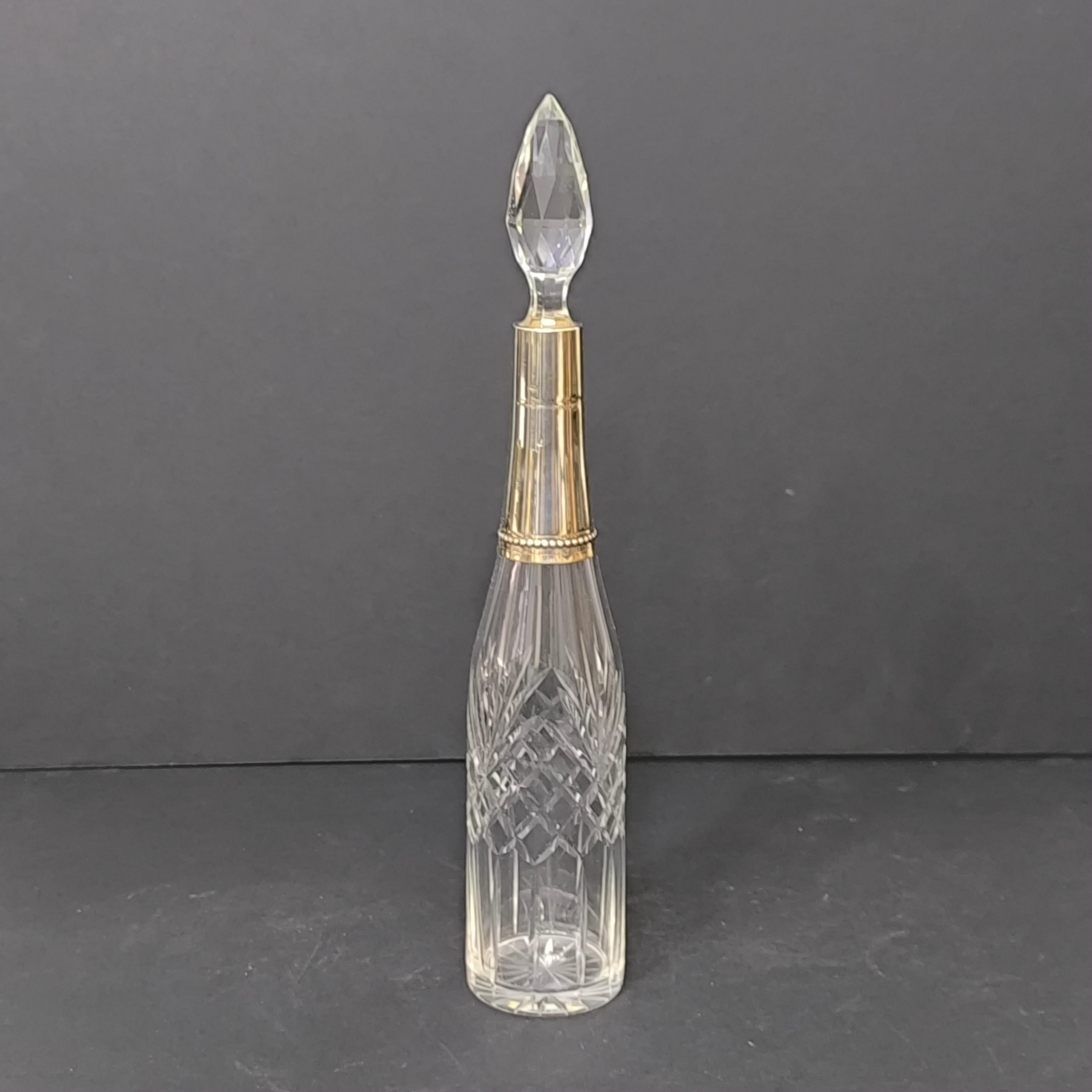 Baccarat Mid-Century French Crystal Decanter Bottle with Silver Neck (bouteille à décanter en cristal du milieu du siècle dernier avec un col en argent) en vente 5