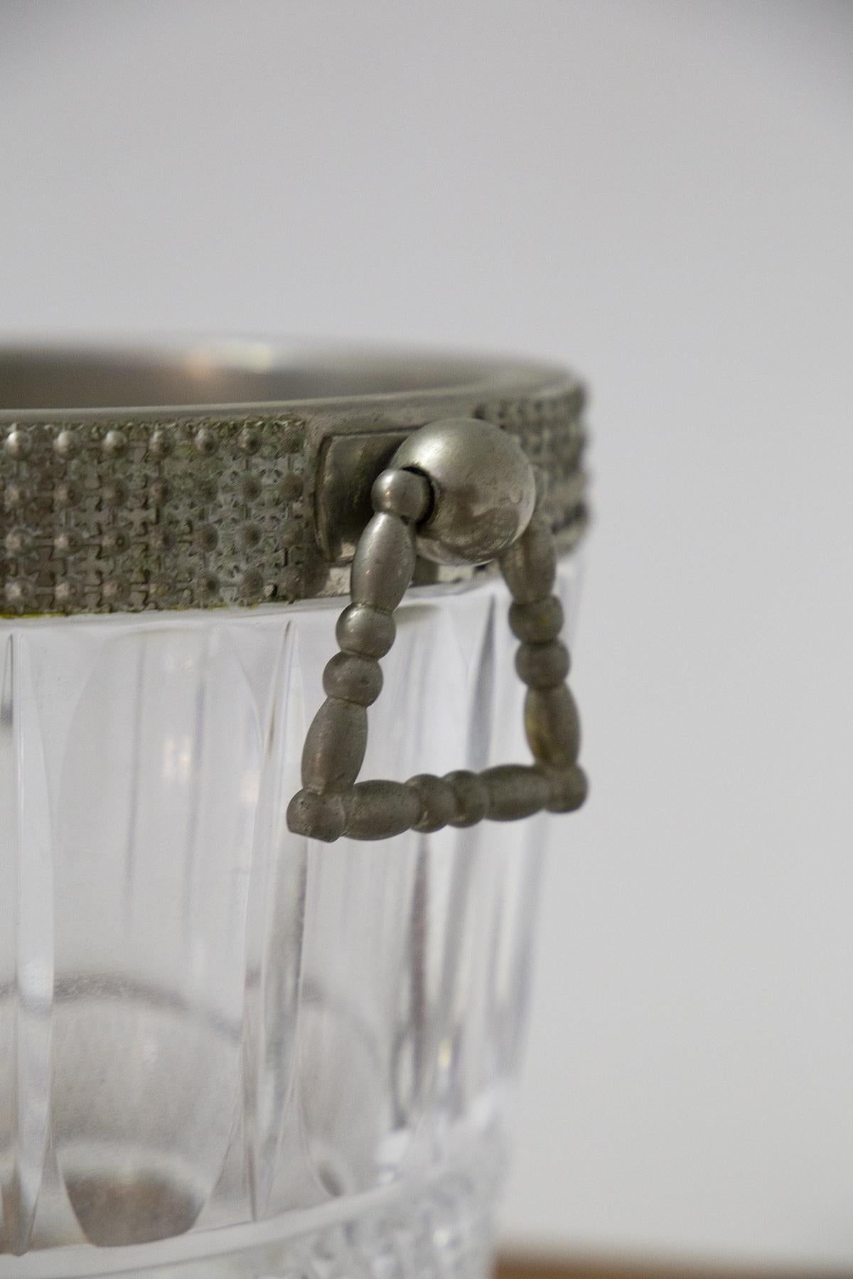 Cesta de cristal grueso Baccarat de mediados de siglo en Bueno estado para la venta en Milano, IT