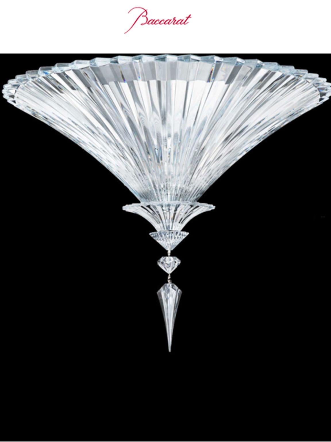 Set 3 Baccarat mille Nuit ceiling unit small size in clear crystal.
Pieces coming out from our showroom in perfect conditions.
