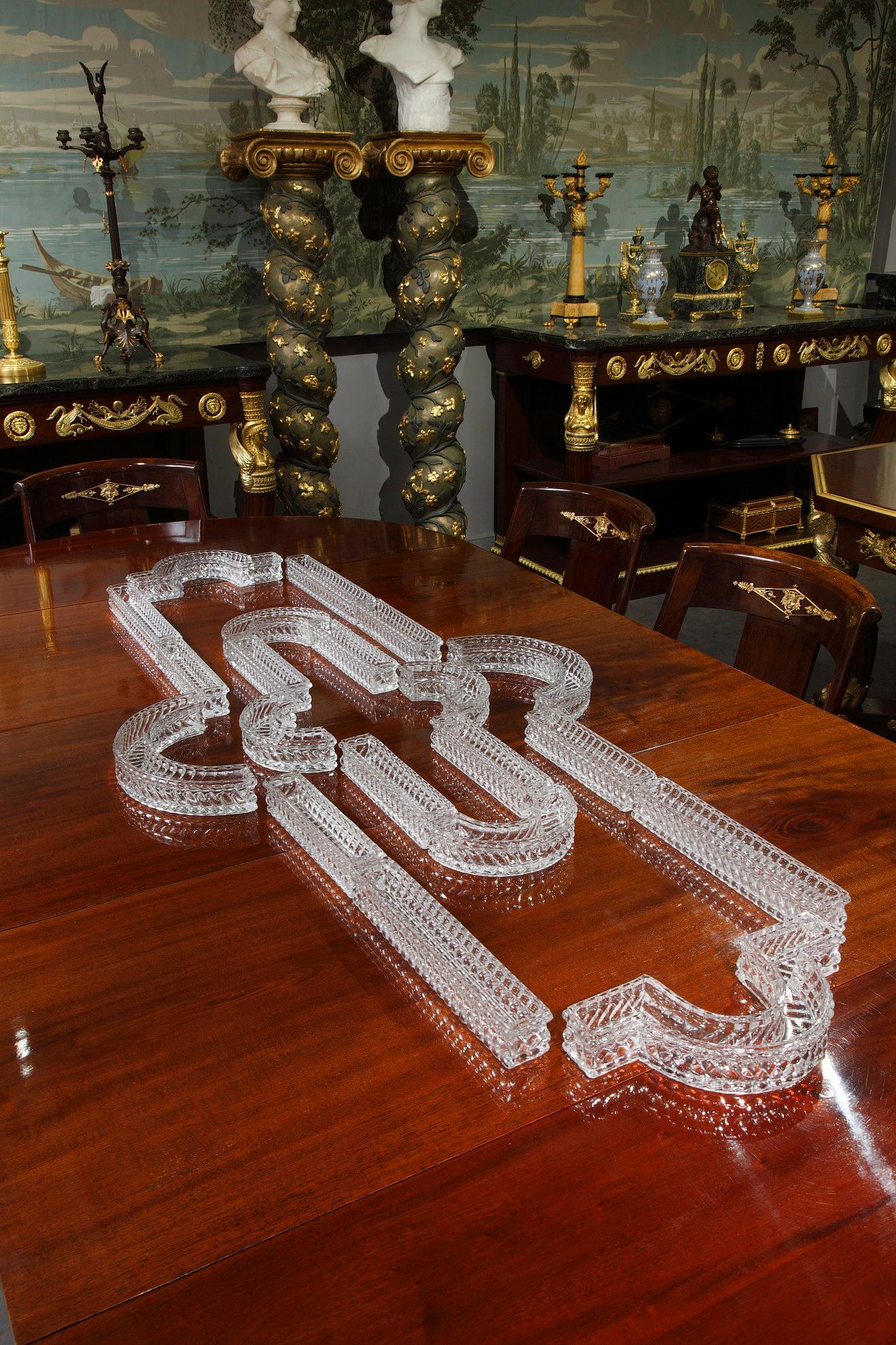 Baccarat Molded Crystal Centerpiece 3