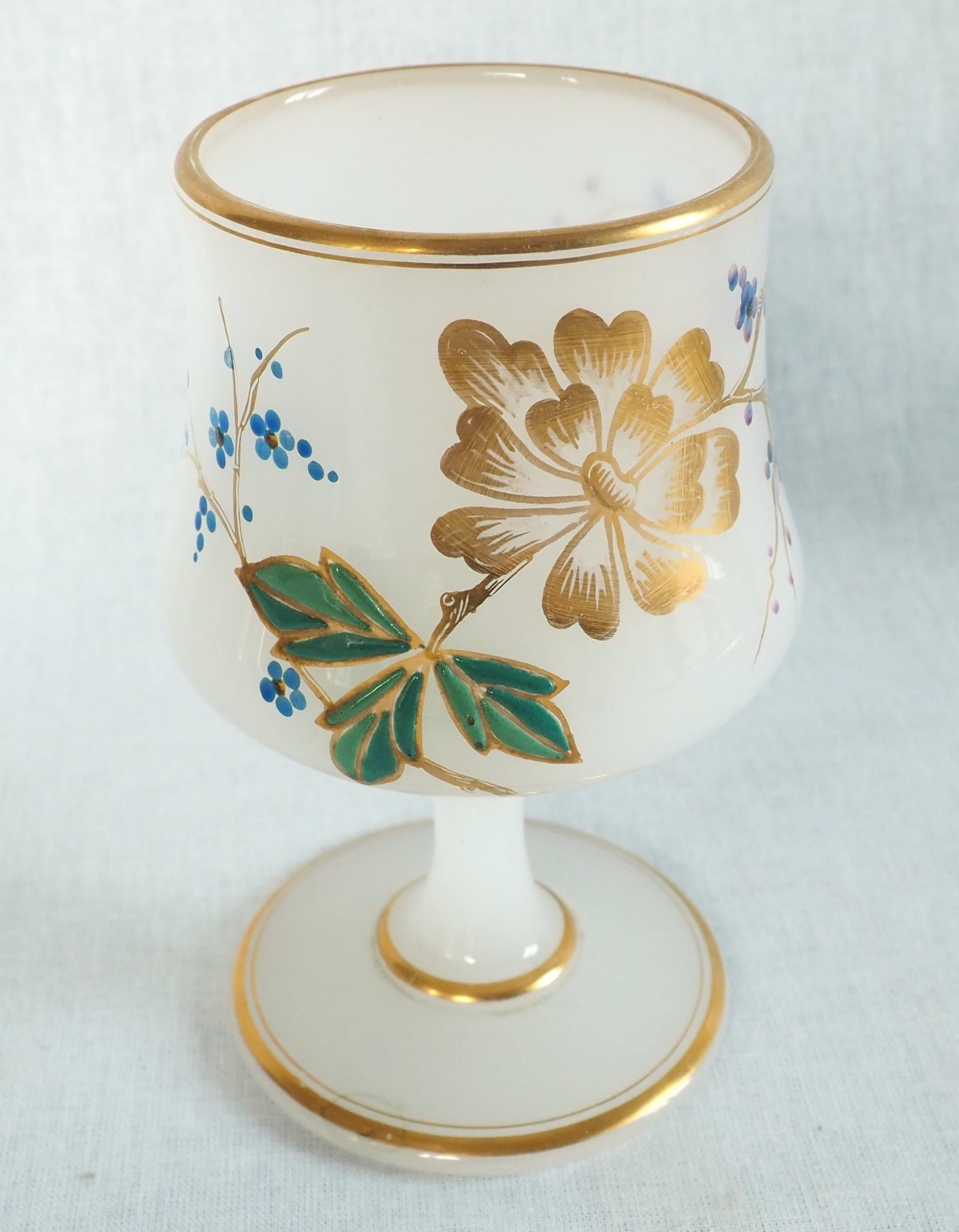 Baccarat Opalwassergarnitur, Napoléon III Periode um 1870 im Angebot 2