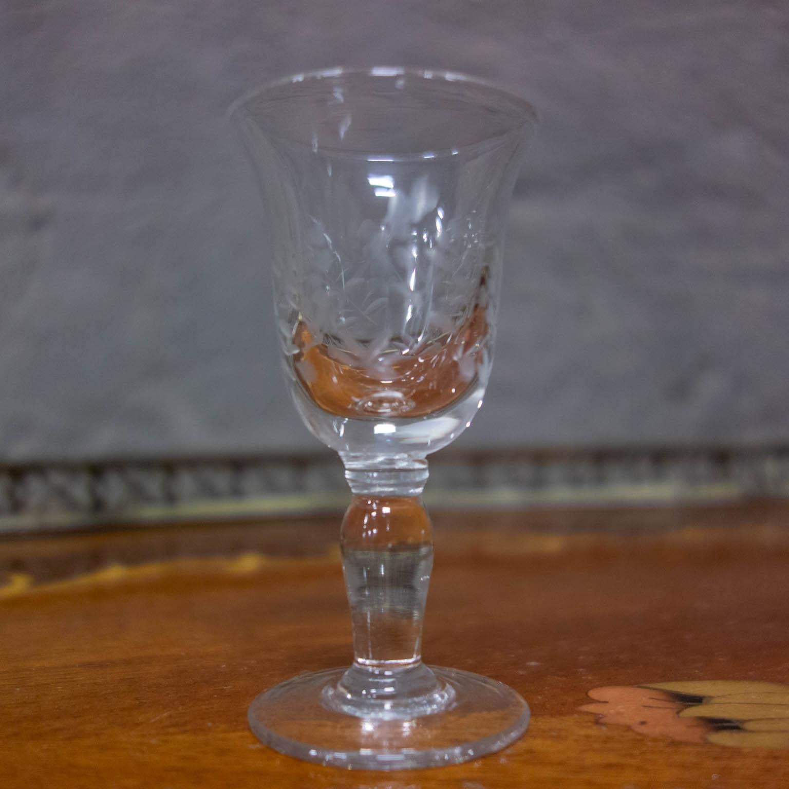 Baccarat “Open Tantalus” Oriental Crystal Carafe Set, Paris, 1870 For Sale 1