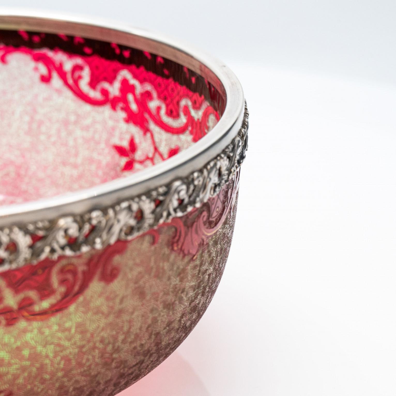 Baccarat Pattern, Bright Crimson, Acid Etched Bowl, 1900, France For Sale 3