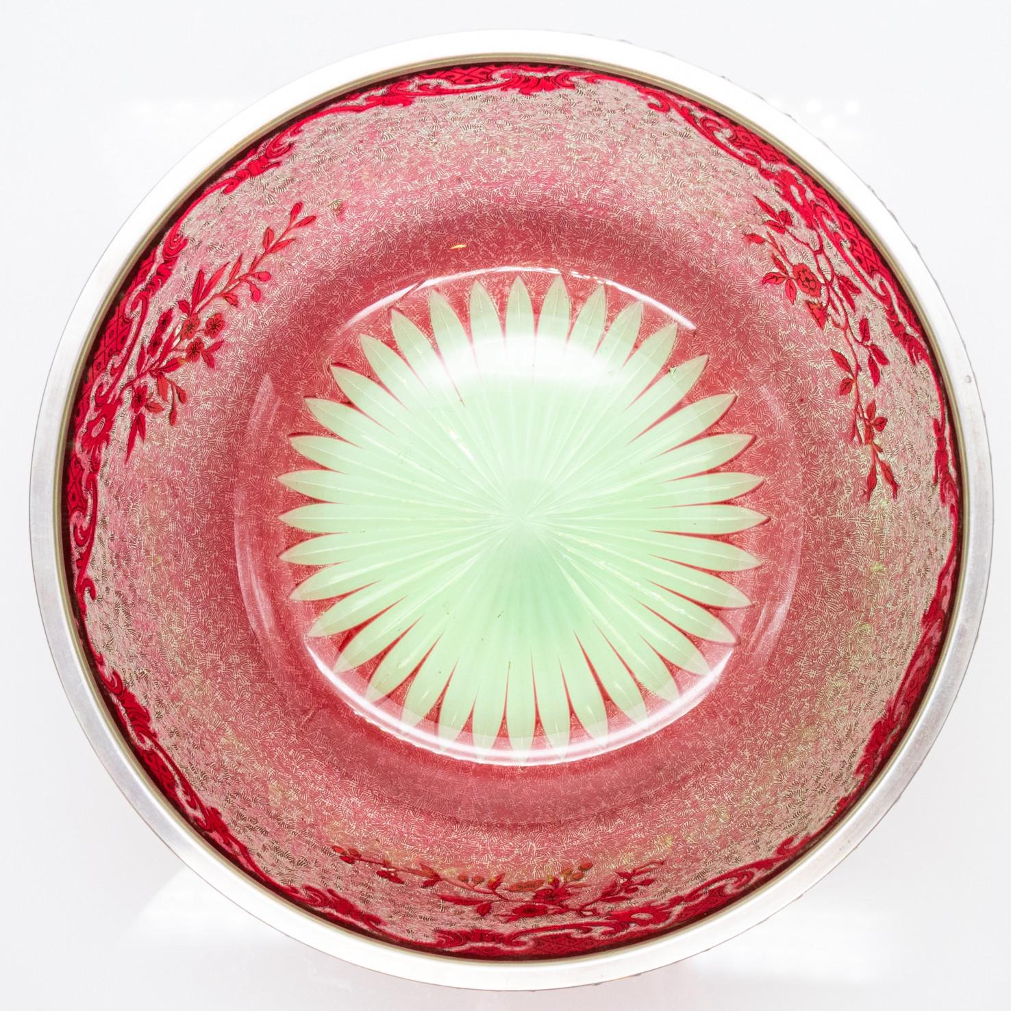 Baccarat Pattern, Bright Crimson, Acid Etched Bowl, 1900, France In Good Condition For Sale In Rijssen, NL