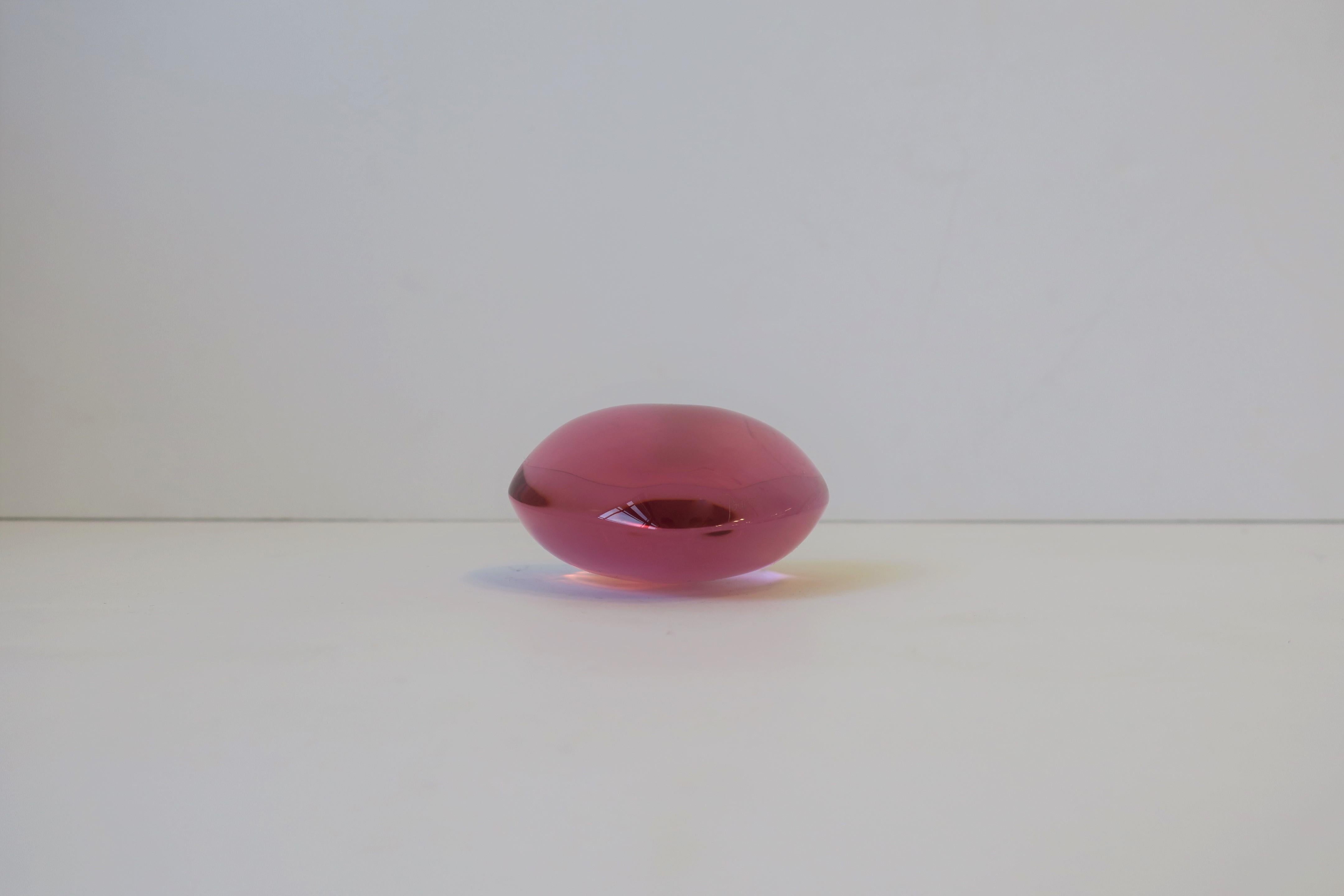 Baccarat Pink Heart Paperweight or Decorative Object In Excellent Condition In New York, NY