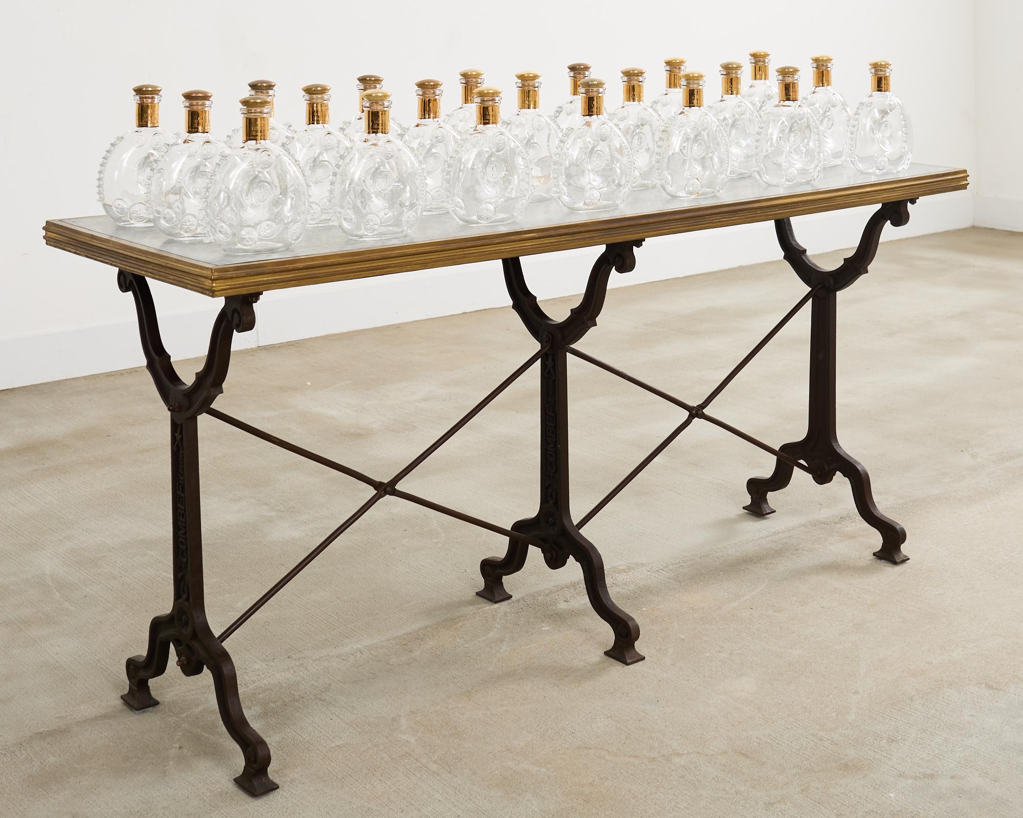 Decanter per cognac in cristallo Baccarat Remy Martin Louis XIII In condizioni buone in vendita a Rio Vista, CA