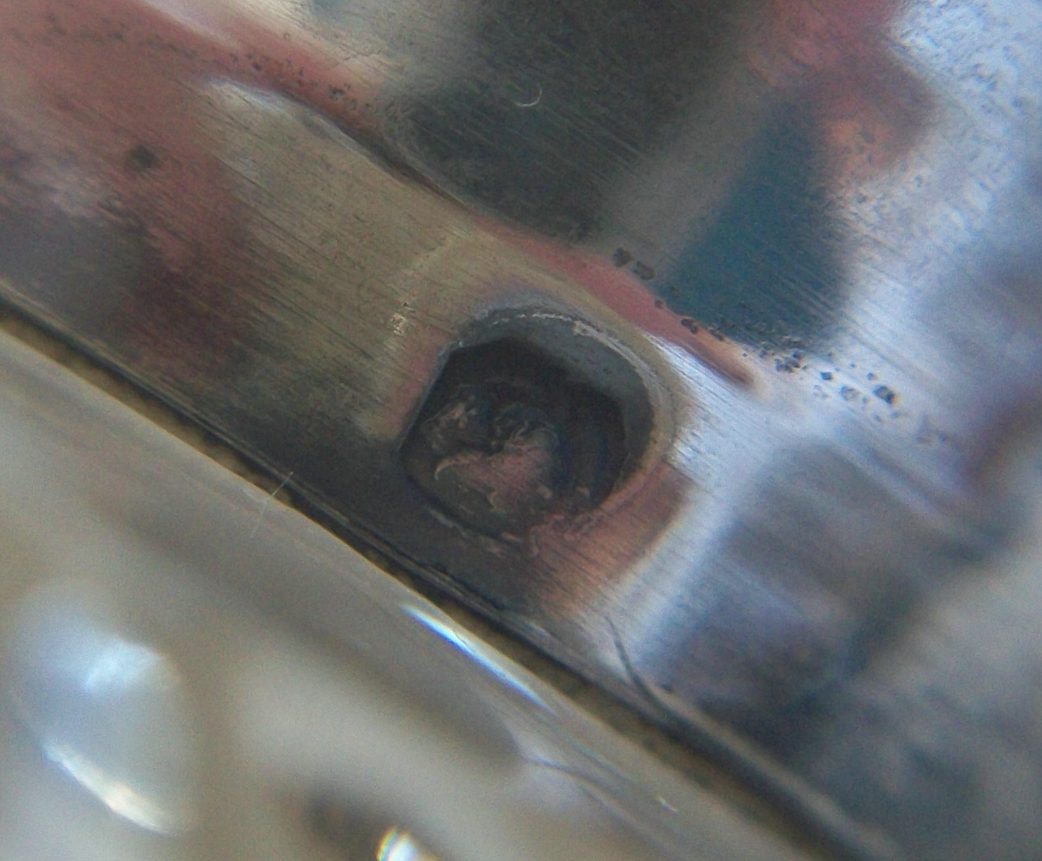 BACCARAT - Flacon à parfum en cristal taillé monté sur argent royal - France - Circa 1925 en vente 8