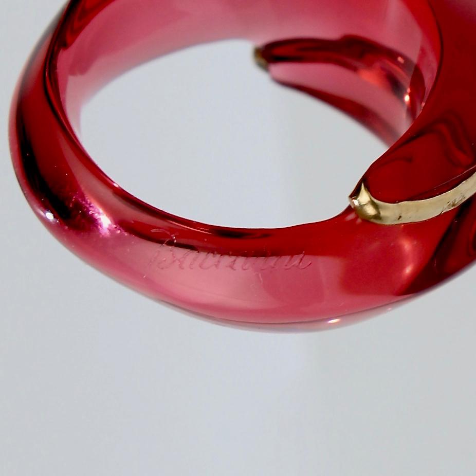 Baccarat Ruby Red Coquillage Crystal and 18 Karat Gold Cocktail Ring 4