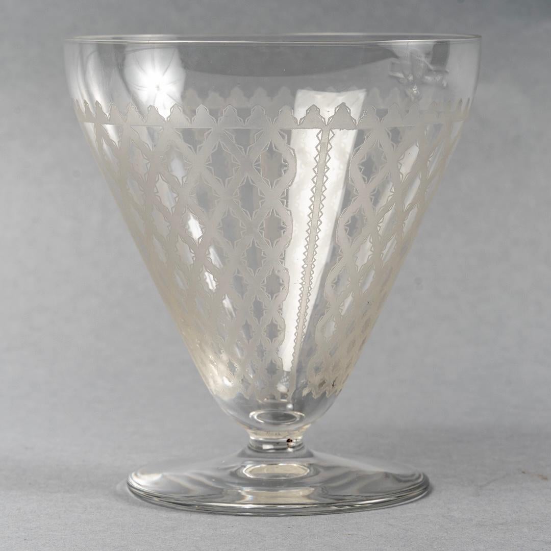 Baccarat, Set Of Alhambra Engraved Clear Crystal Glasses, 42 Pieces In Good Condition In Boulogne Billancourt, FR