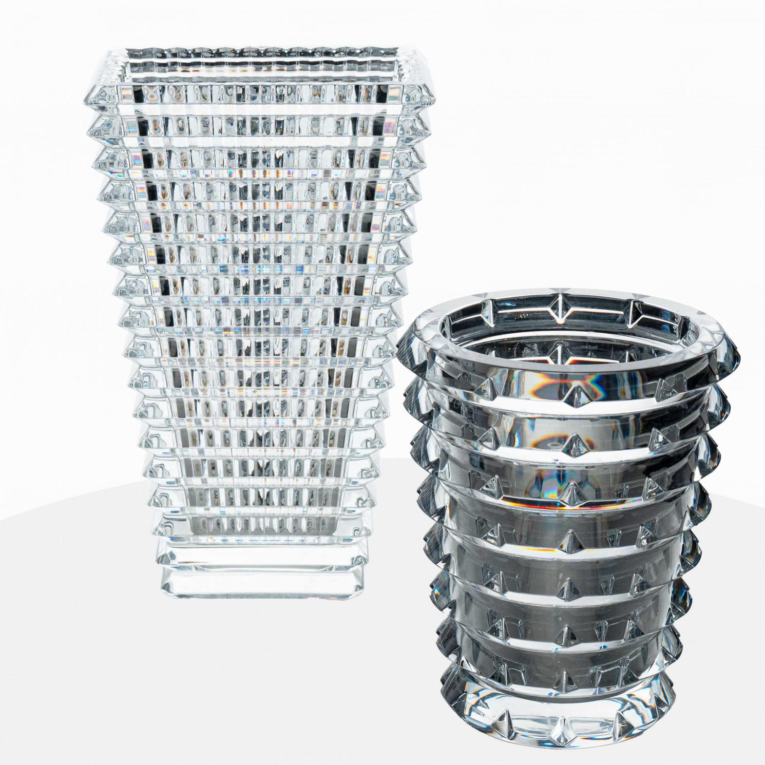 Ensemble de vases structurés en cristal clair exquis de Baccarat, France, 1990 en vente 5