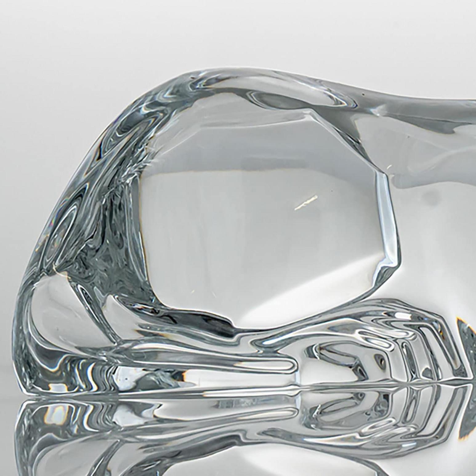 Cristal Sculpture panthère en cristal signée Baccarat, France en vente