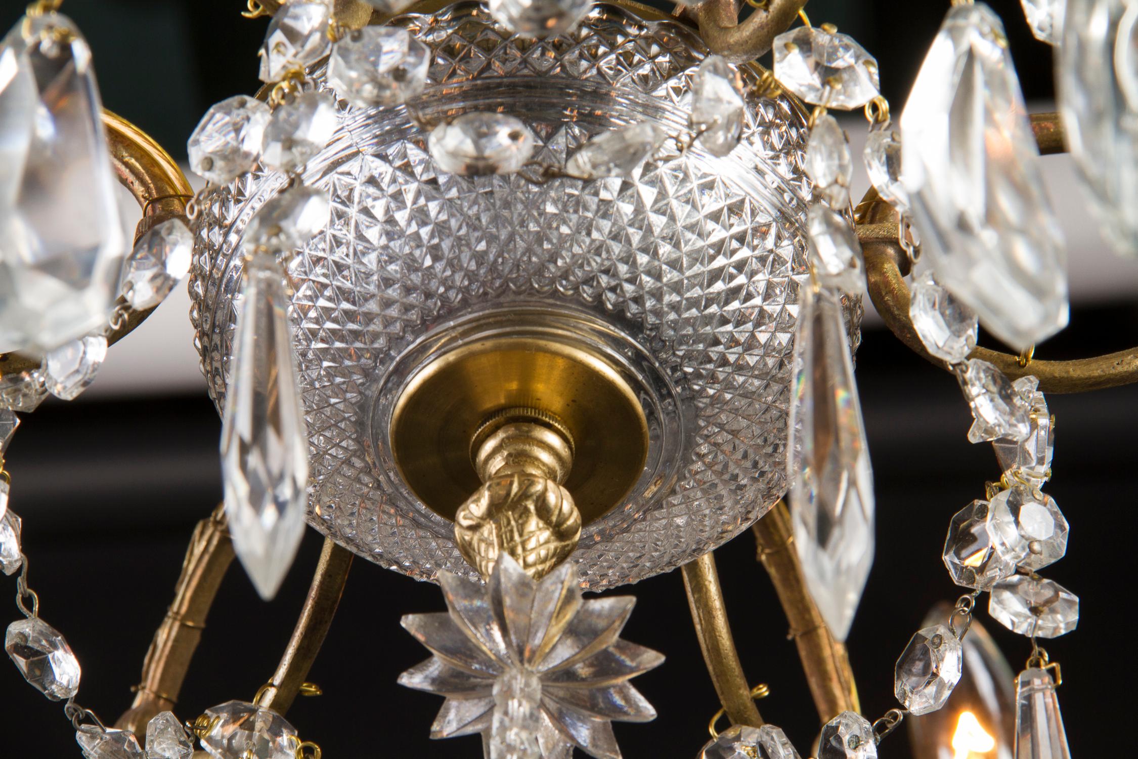 Baccarat-Kronleuchter aus Bronze und Kristall, Louis XVI.-Stil, gestempelt, Französisch 19. Jahrhundert  im Angebot 8