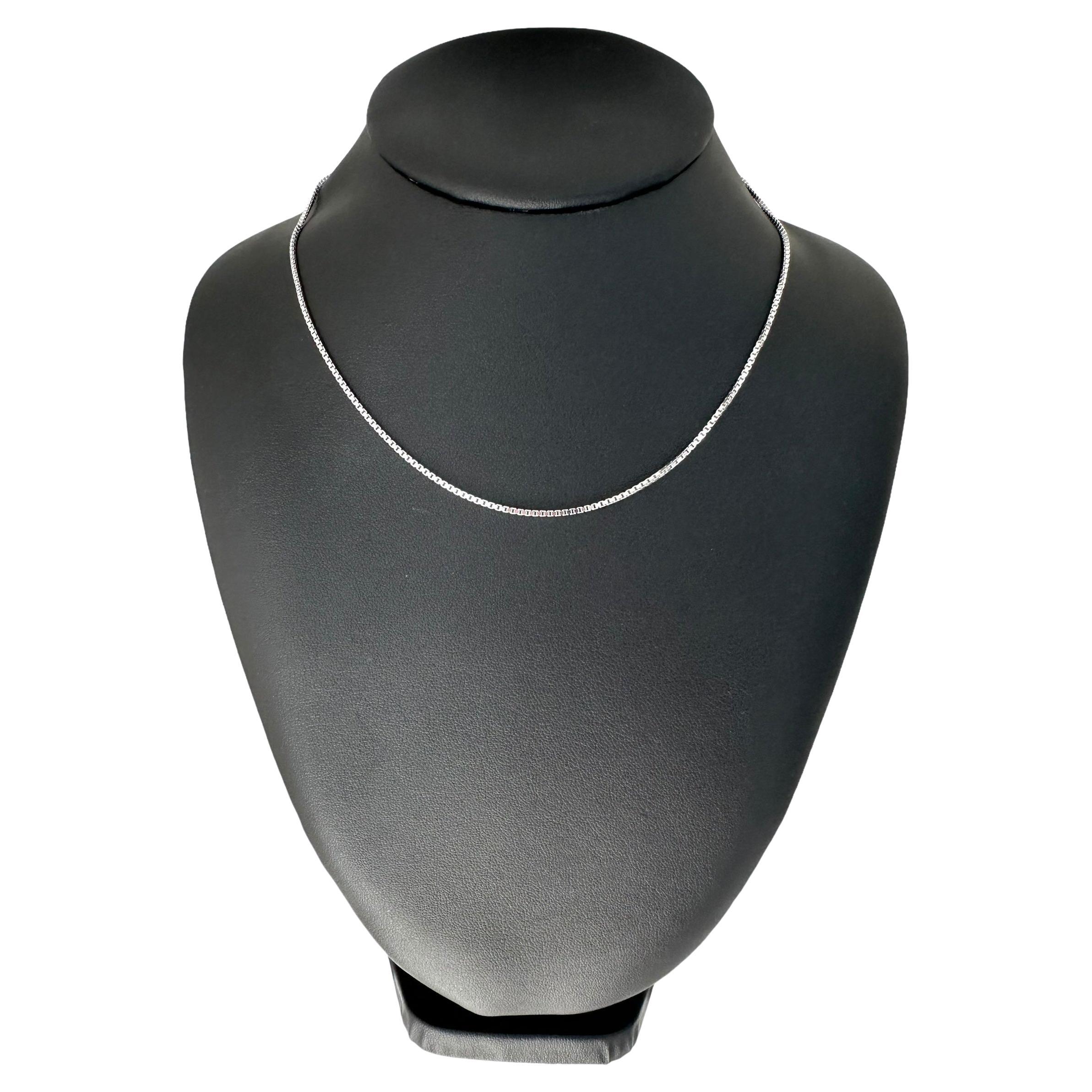 Catena in argento Baccarat in vendita