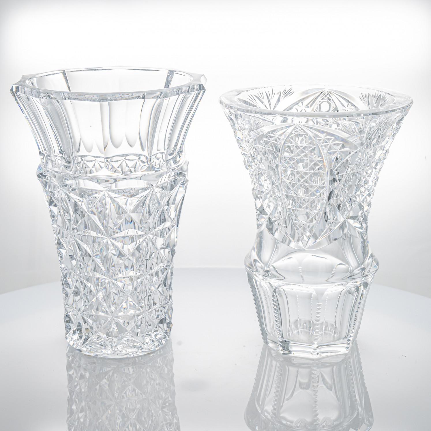 Cristallo Vaso di cristallo trasparente strutturato di Baccarat, Francia in vendita