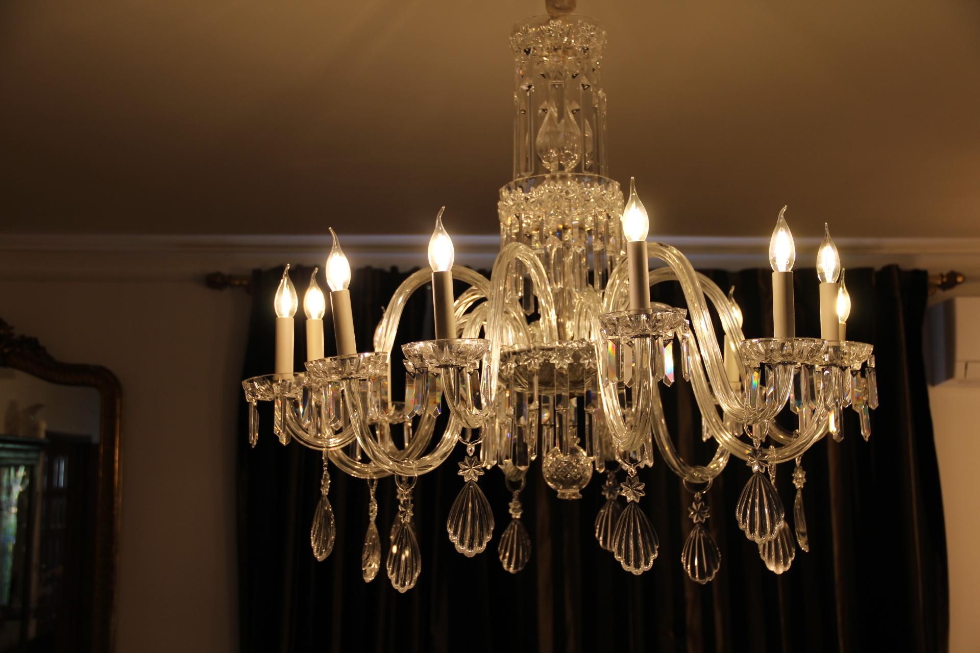 Lampadario di cristallo in stile Baccarat in vendita 7