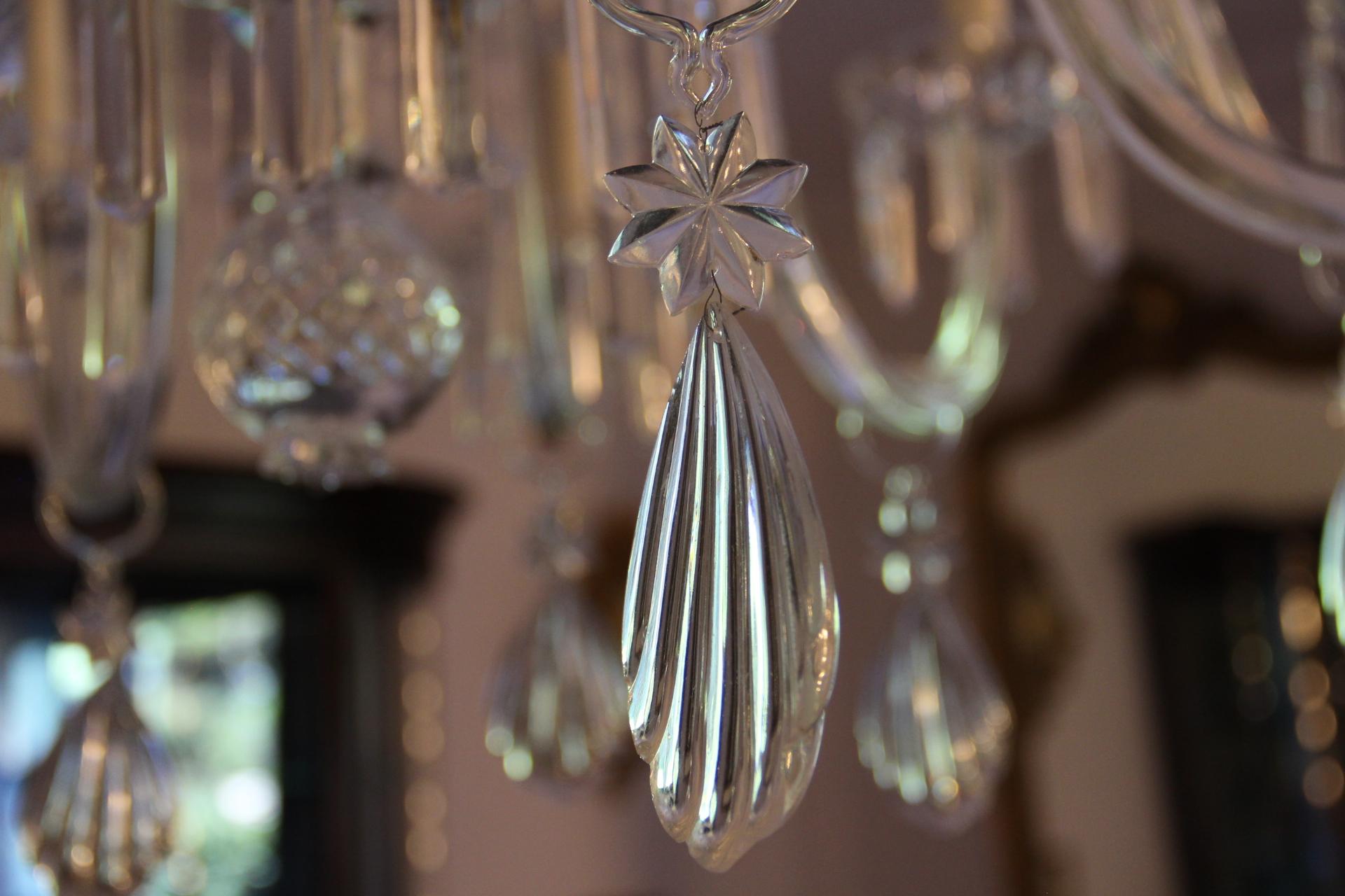 Cristallo Lampadario di cristallo in stile Baccarat in vendita
