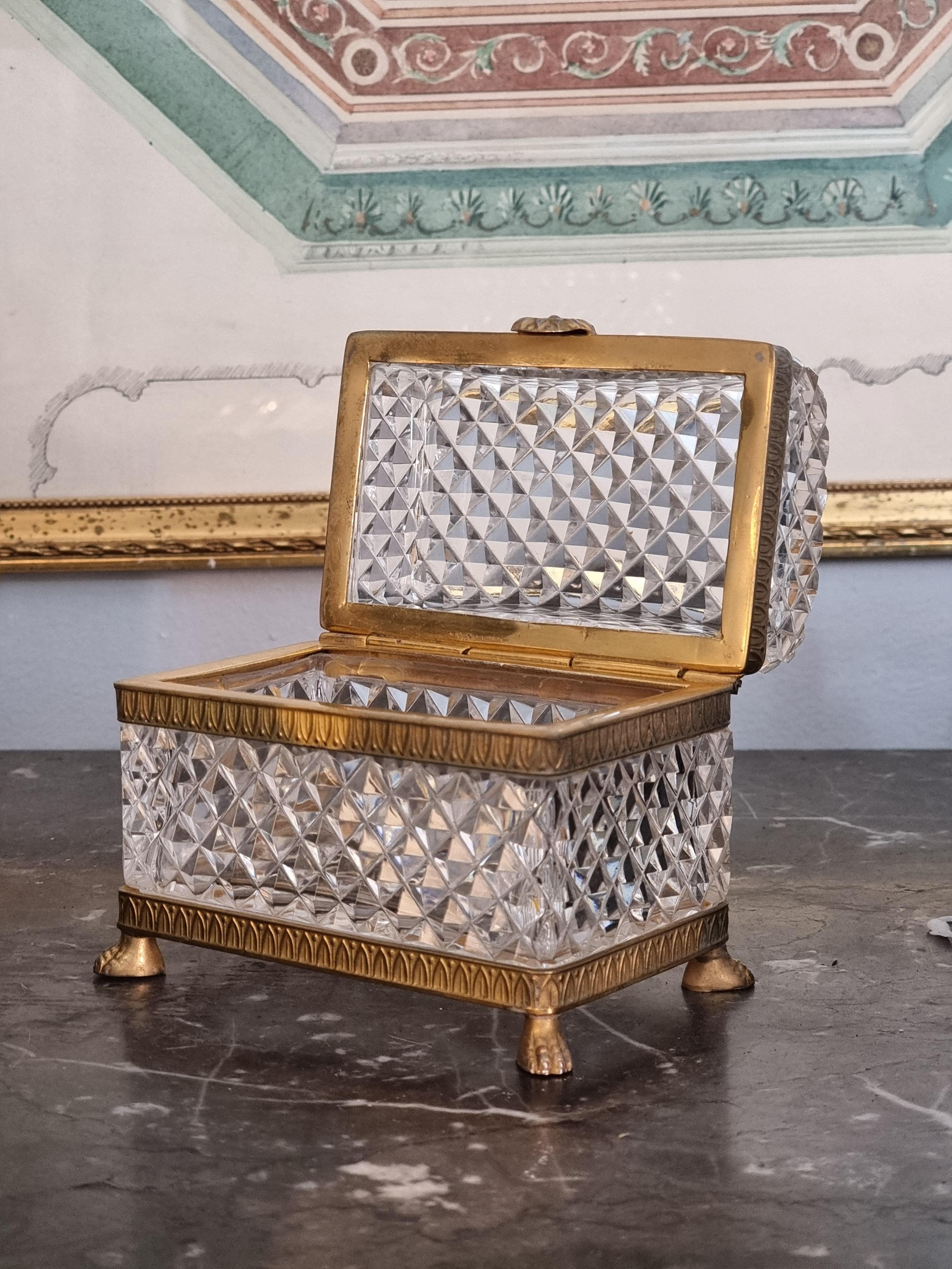 Belle Époque Baccarat style cut crystal glass, ormolu casket box, clasp in shape of flower.