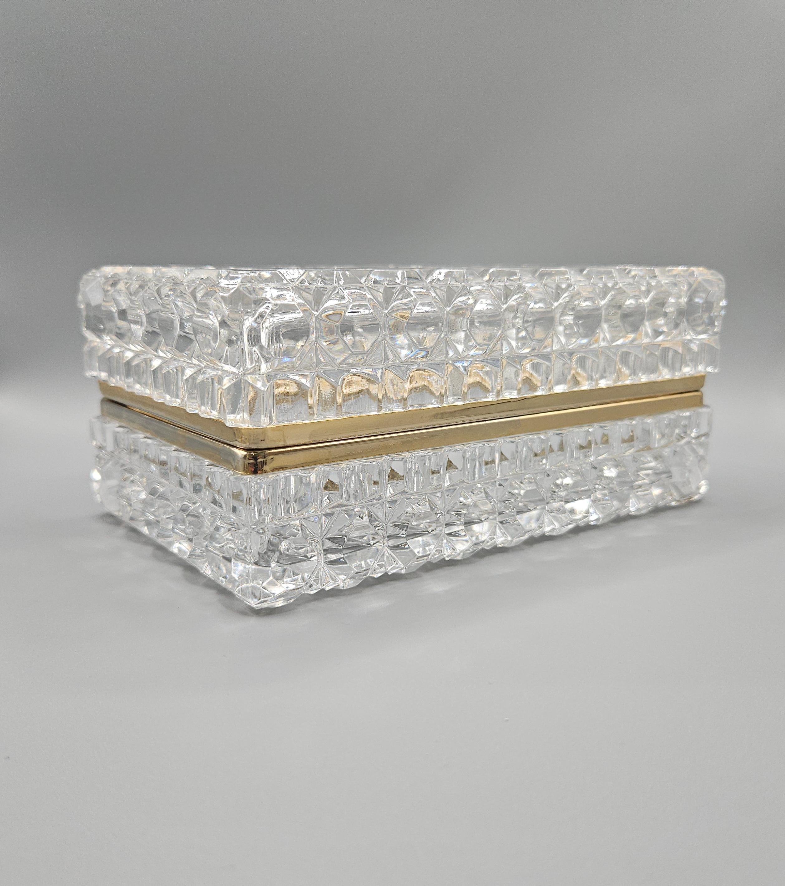 French Baccarat-Style Cut Lead Crystal Jewelry / Trinket Box, France, c. 1950 For Sale