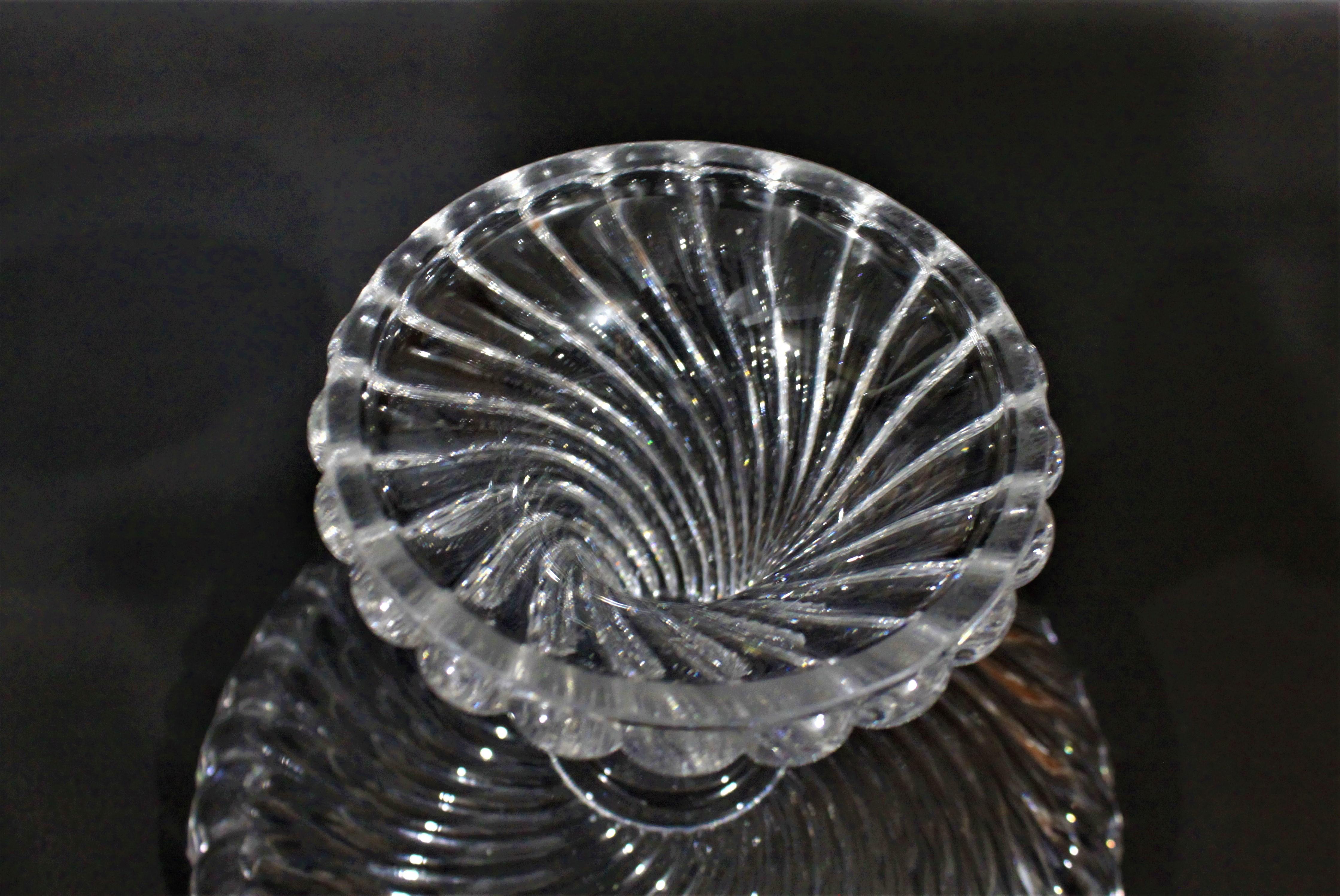 19th Century Baccarat Swirled Crystal Pedestal Serving Stand Set For Sale
