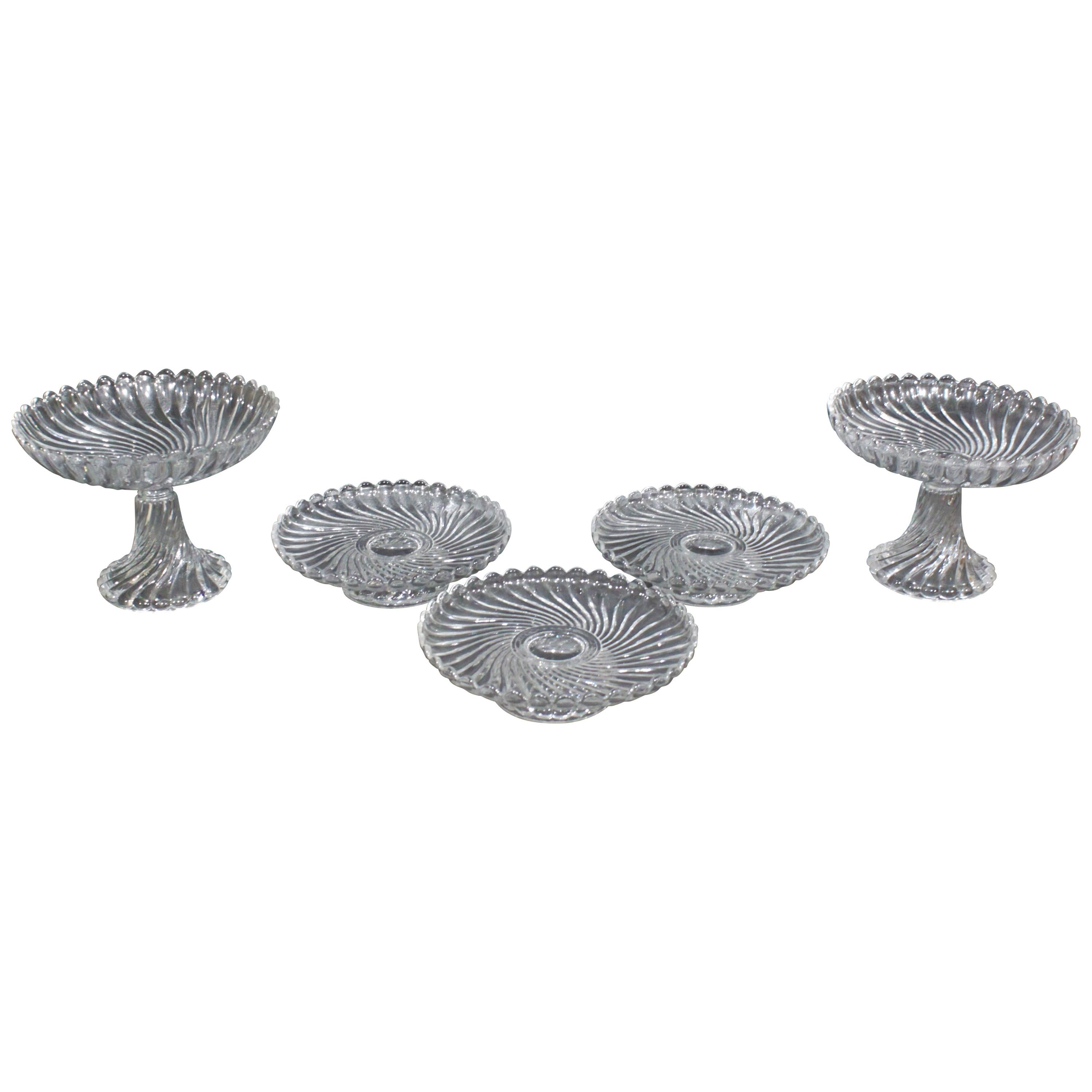 Baccarat - Set de service en cristal Swirled Pedestal en vente