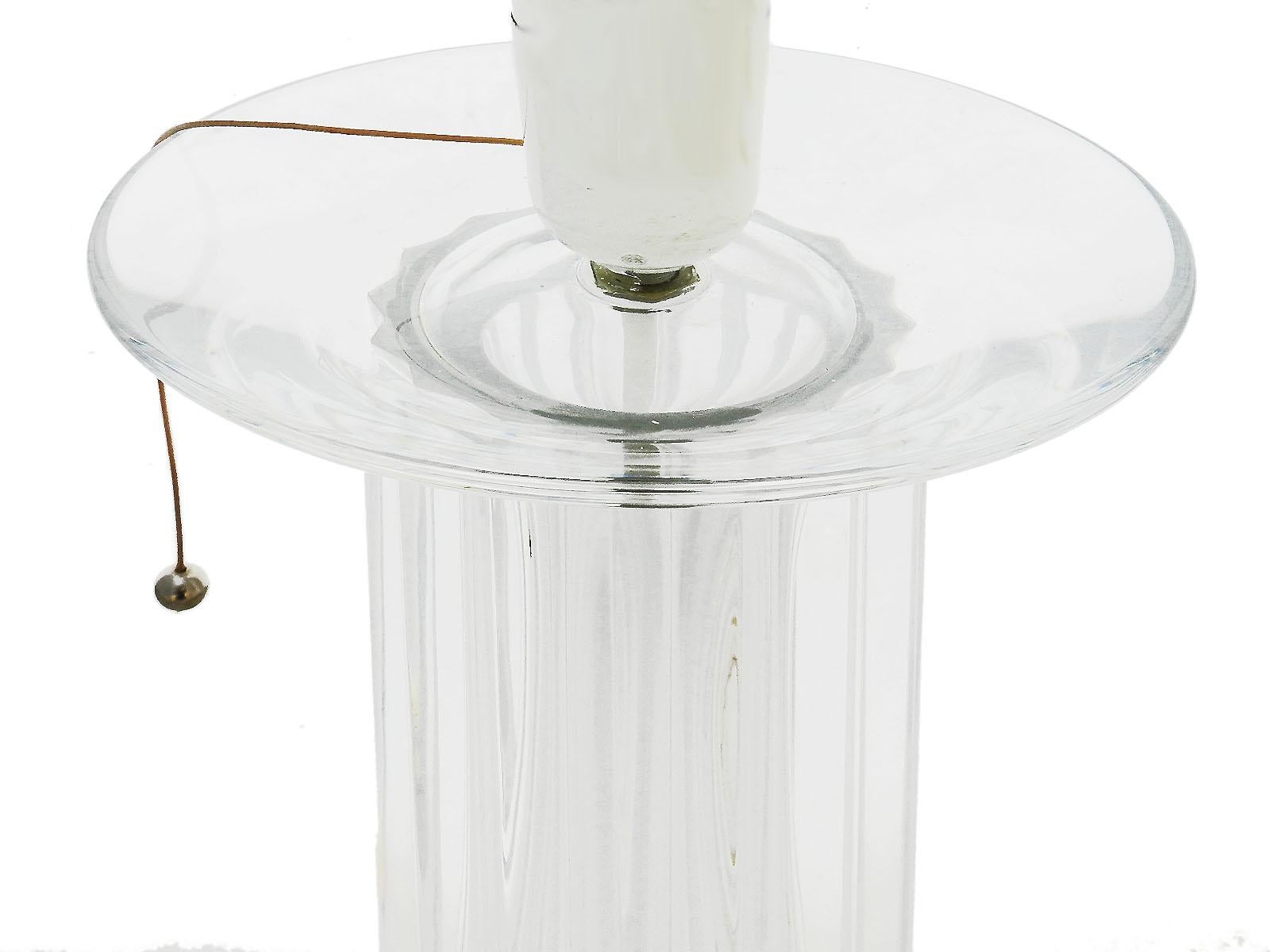 Lampe de bureau française Baccarat à colonne monumentale en cristal Hollywood Regency C20  Bon état - En vente à Mimizan, FR