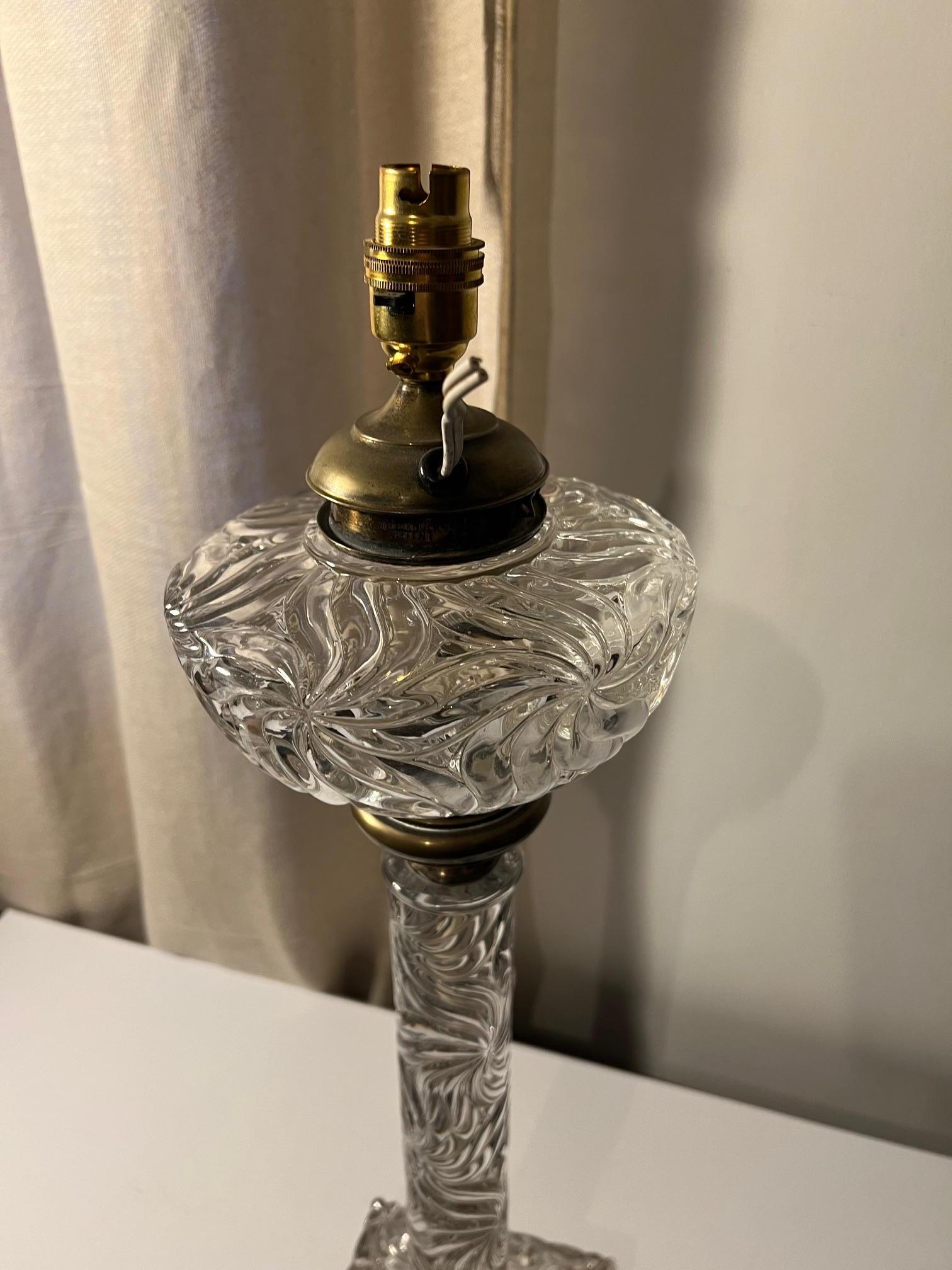 Baccarat Tischlampe Nr:2 im Zustand „Gut“ im Angebot in London, GB