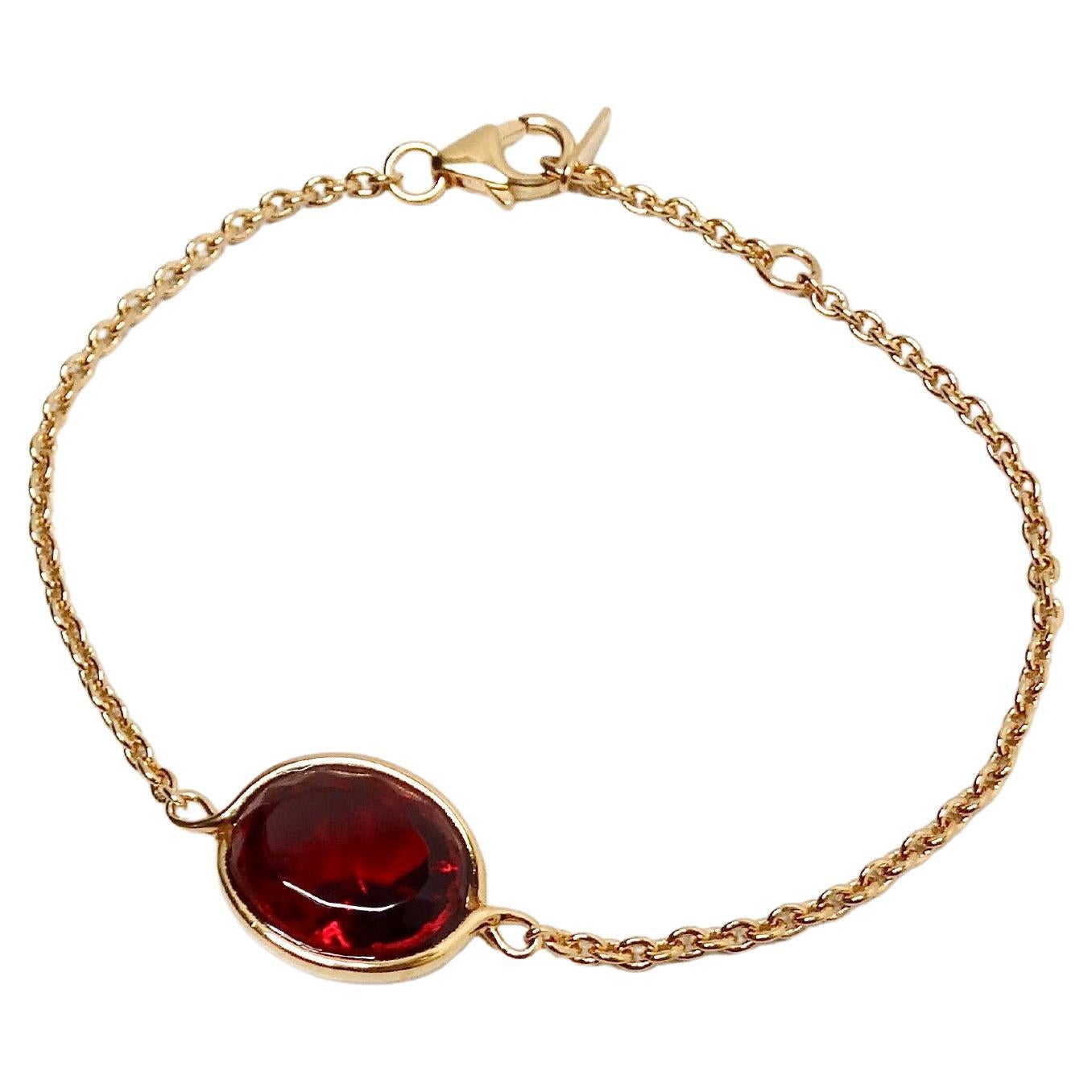 The Baccarat Vermeil 18k Gold Plated Sterling Silver Red Crystal Chain Link Bracelet is a stunning piece that exemplifies elegance and luxury. Crafted with sterling silver and coated with a luminous layer of 18k gold plating vermeil, this bracelet