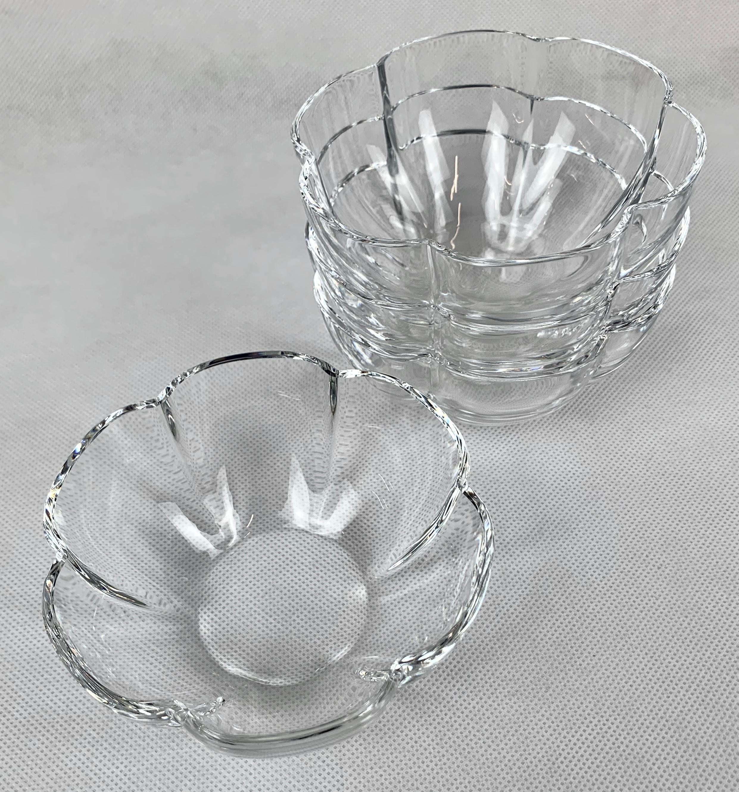 French Baccarat Vintage Set of Four Clear Crystal Corail Lobed Melon Shaped Dishes