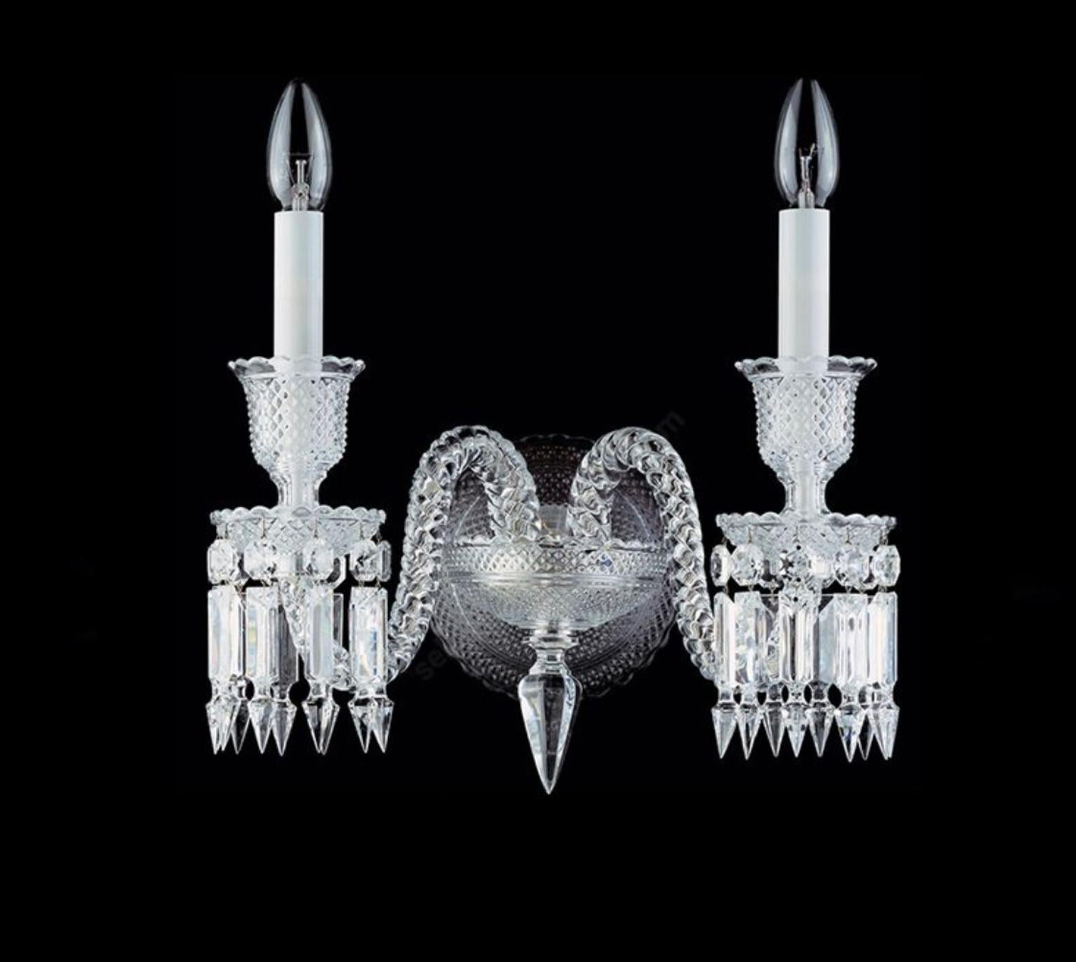 Francese Applique Baccarat in cristallo trasparente in vendita