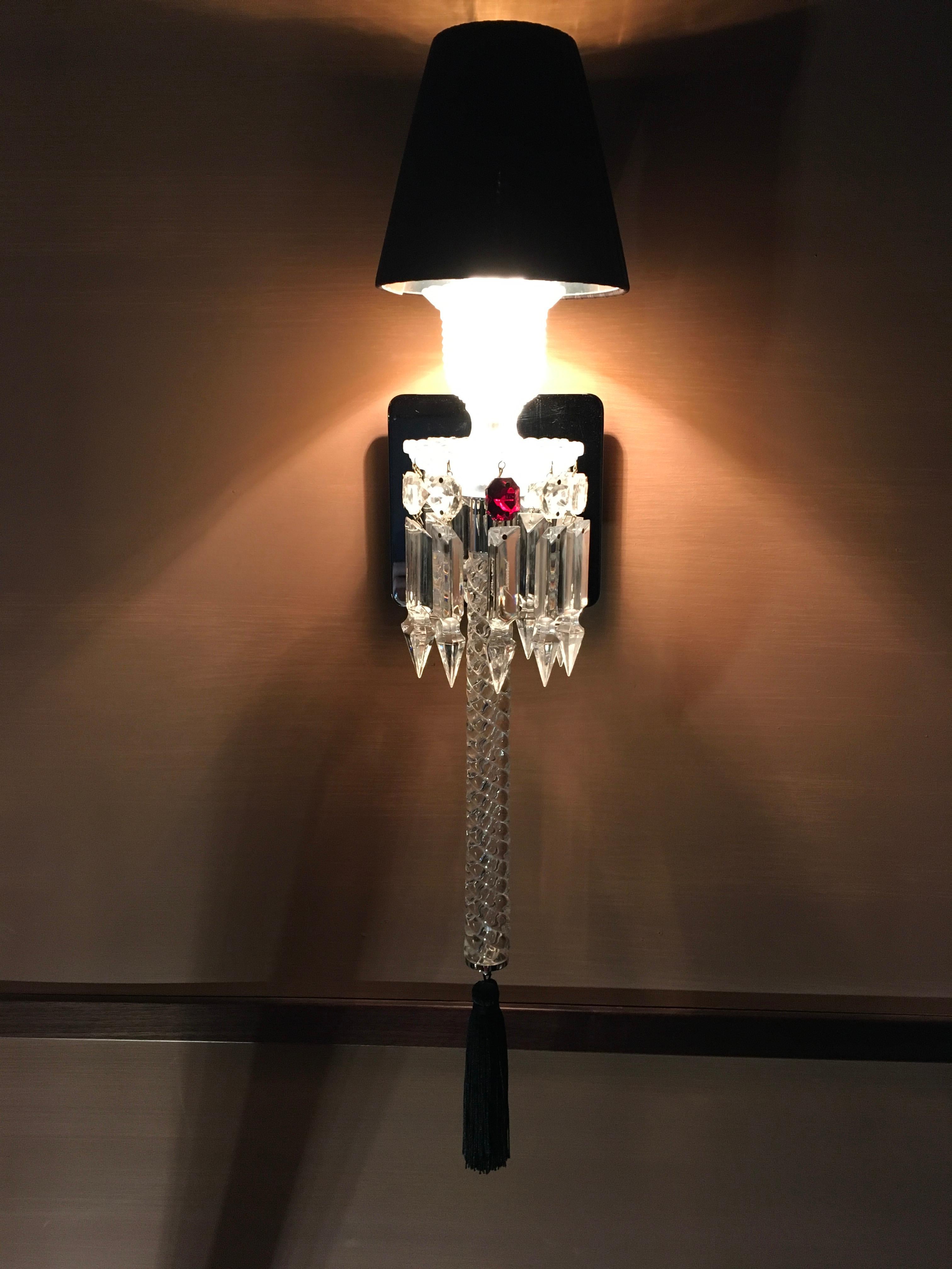 Barocco Baccarat applique in cristallo trasparente in vendita