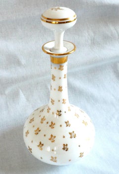 Service à eau en opaline blanche de Baccarat, période Napoléon III vers 1860