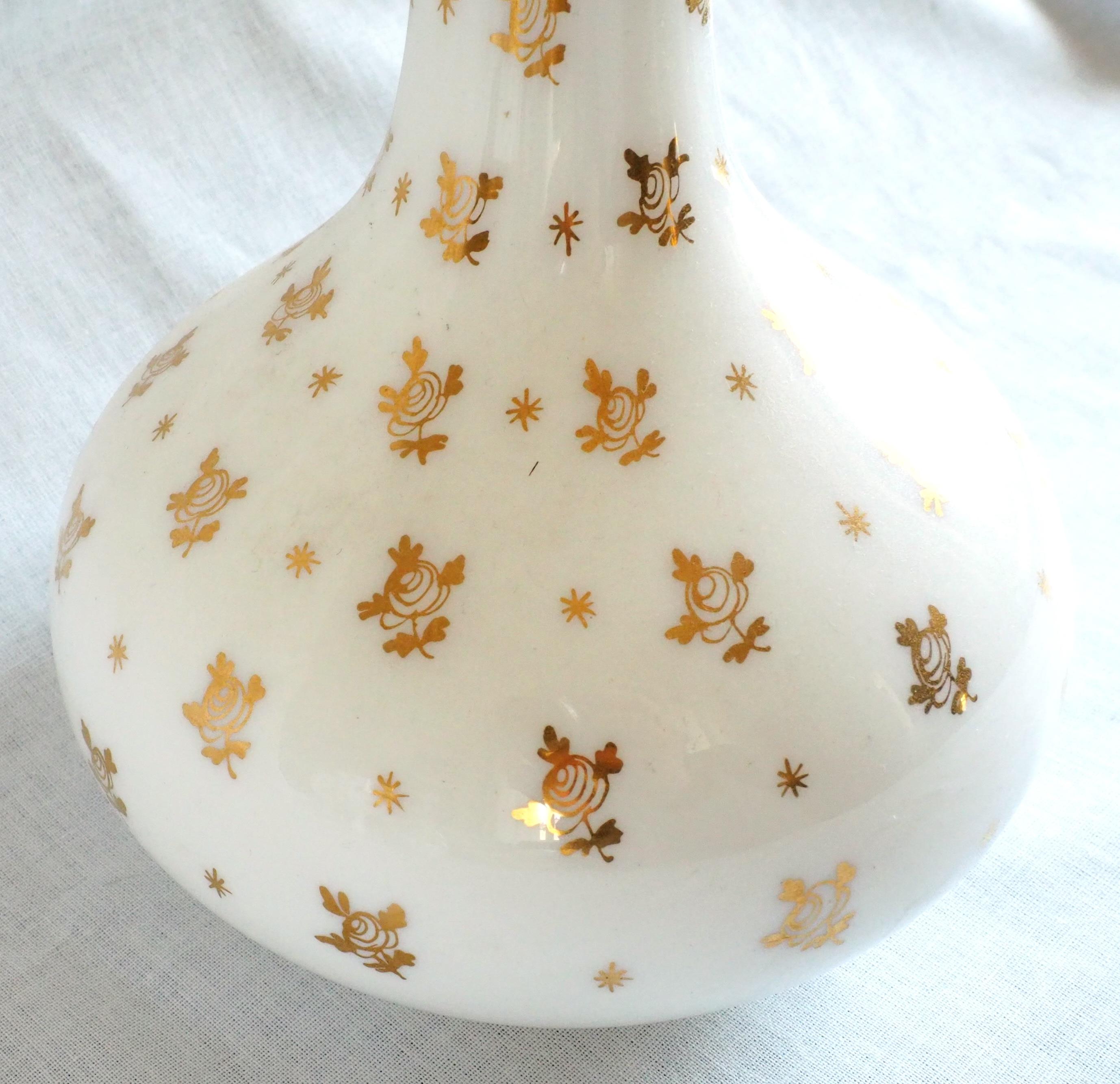 Francese Set da acqua opalino bianco Baccarat, periodo Napoléon III, circa 1860 in vendita
