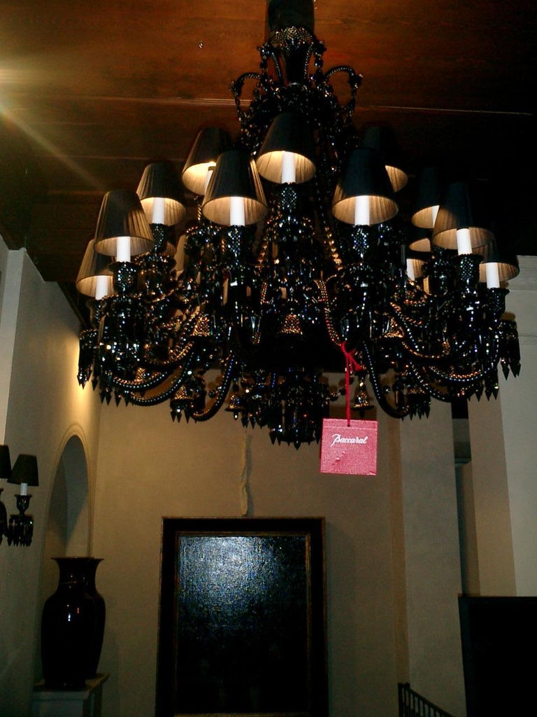 Baccarat Zenith Crystal Noir Chandelier by Philippe Starck 24L In New Condition For Sale In Brescia, IT