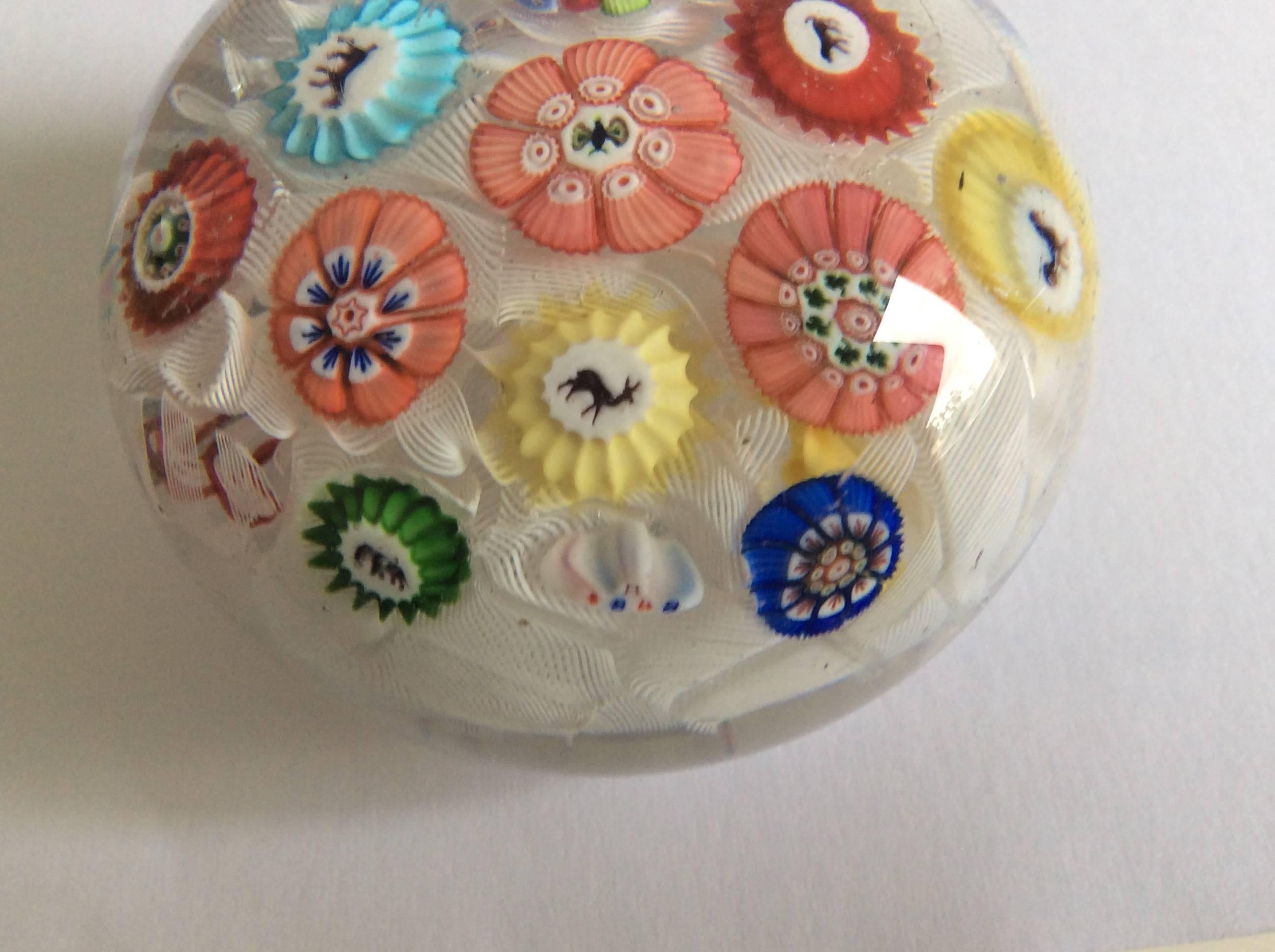Baccarat Glass Paperweight In Good Condition For Sale In Lyngby, DK