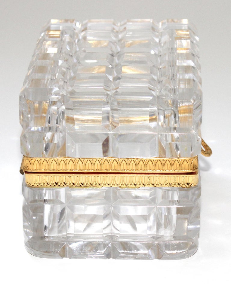 Baccart Style Crystal Storage Box In Good Condition For Sale In West Palm Beach, FL