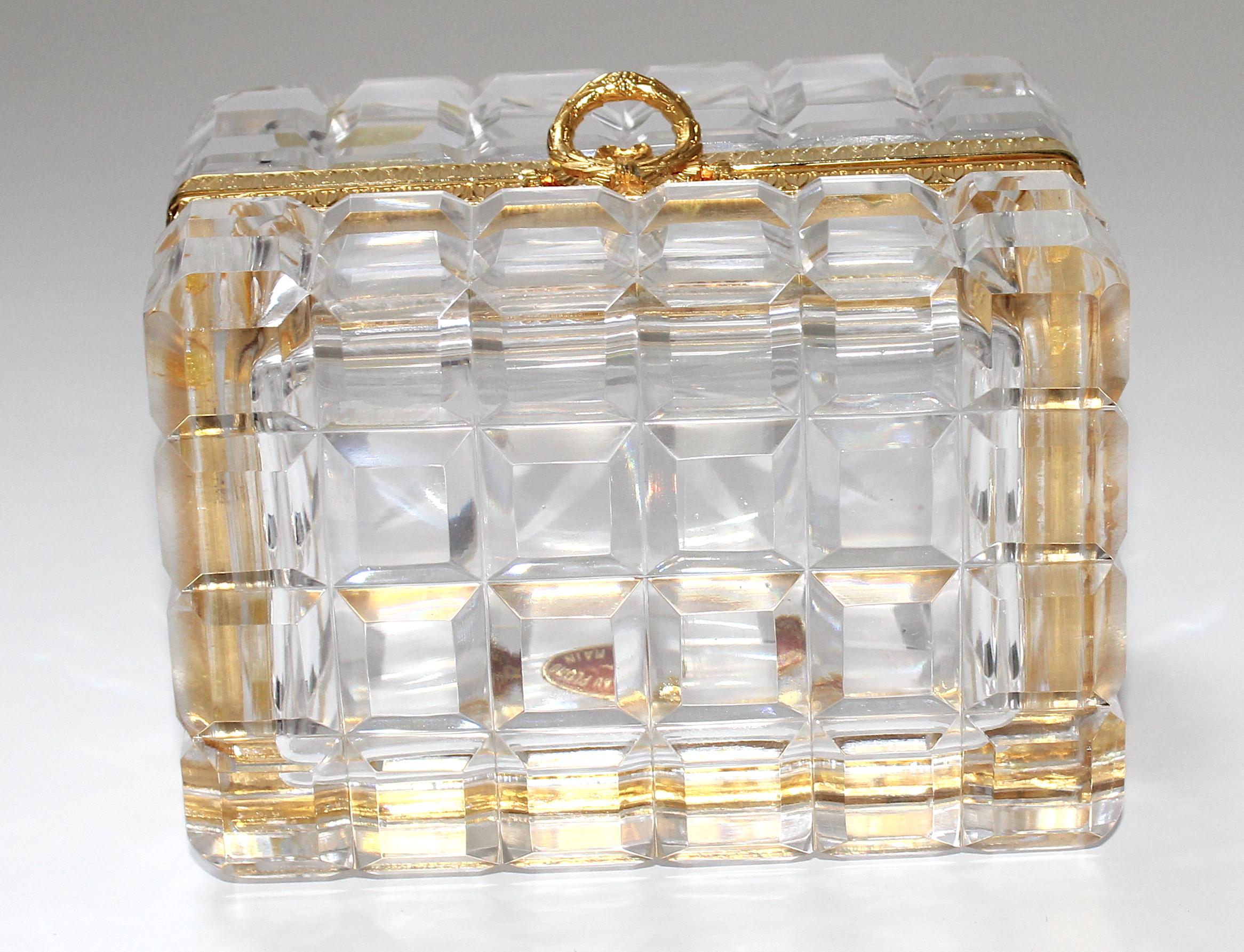 Baccart Style Crystal Storage Box In Good Condition In West Palm Beach, FL